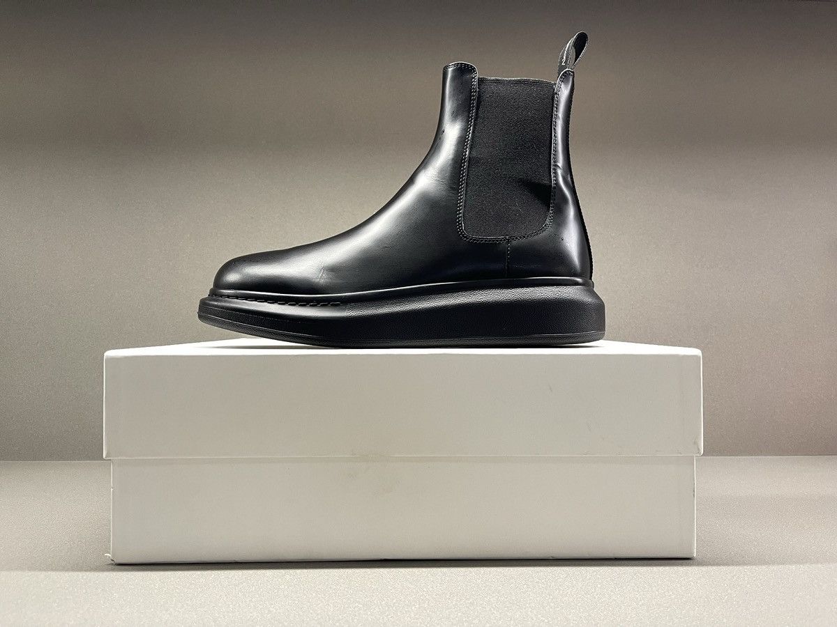 Alexander McQueen Alexander McQueen Hybrid Chelsea Boot Black Size US 8 / EU 41 - 2 Thumbnail