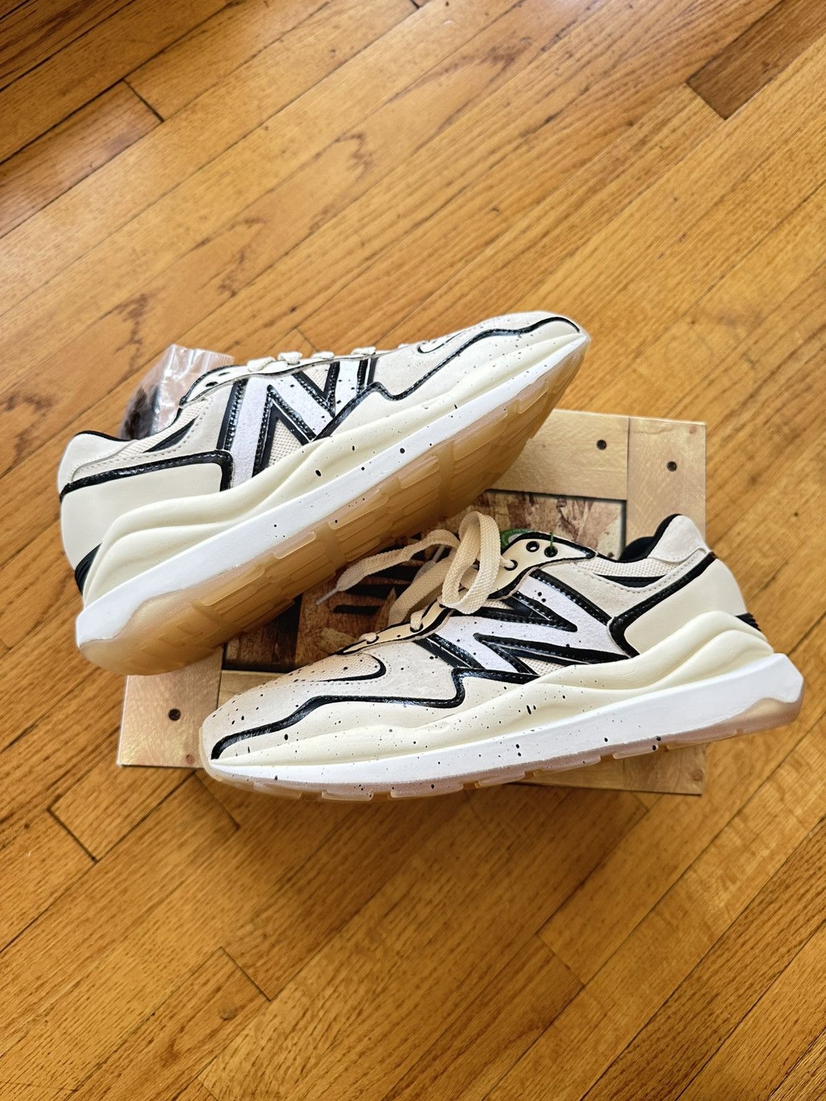 New Balance New Balance X Joshua Vides 57/40 Size US 11 / EU 44 - 7 Thumbnail