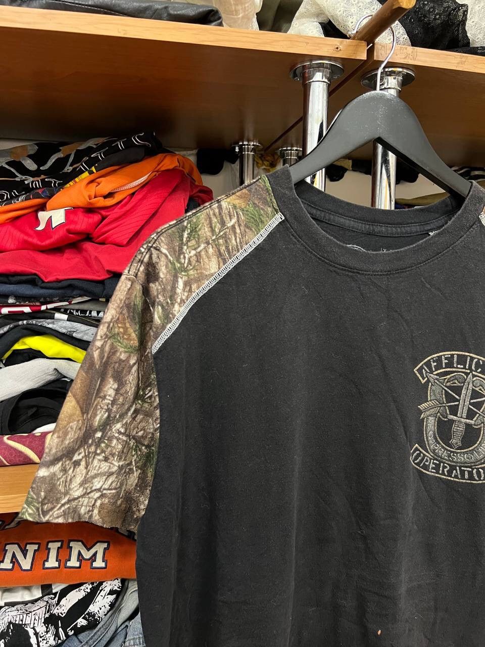 Other Streetwear Y2K Vintage Camo Affliction TShirt Size US XL / EU 56 / 4 - 3 Thumbnail