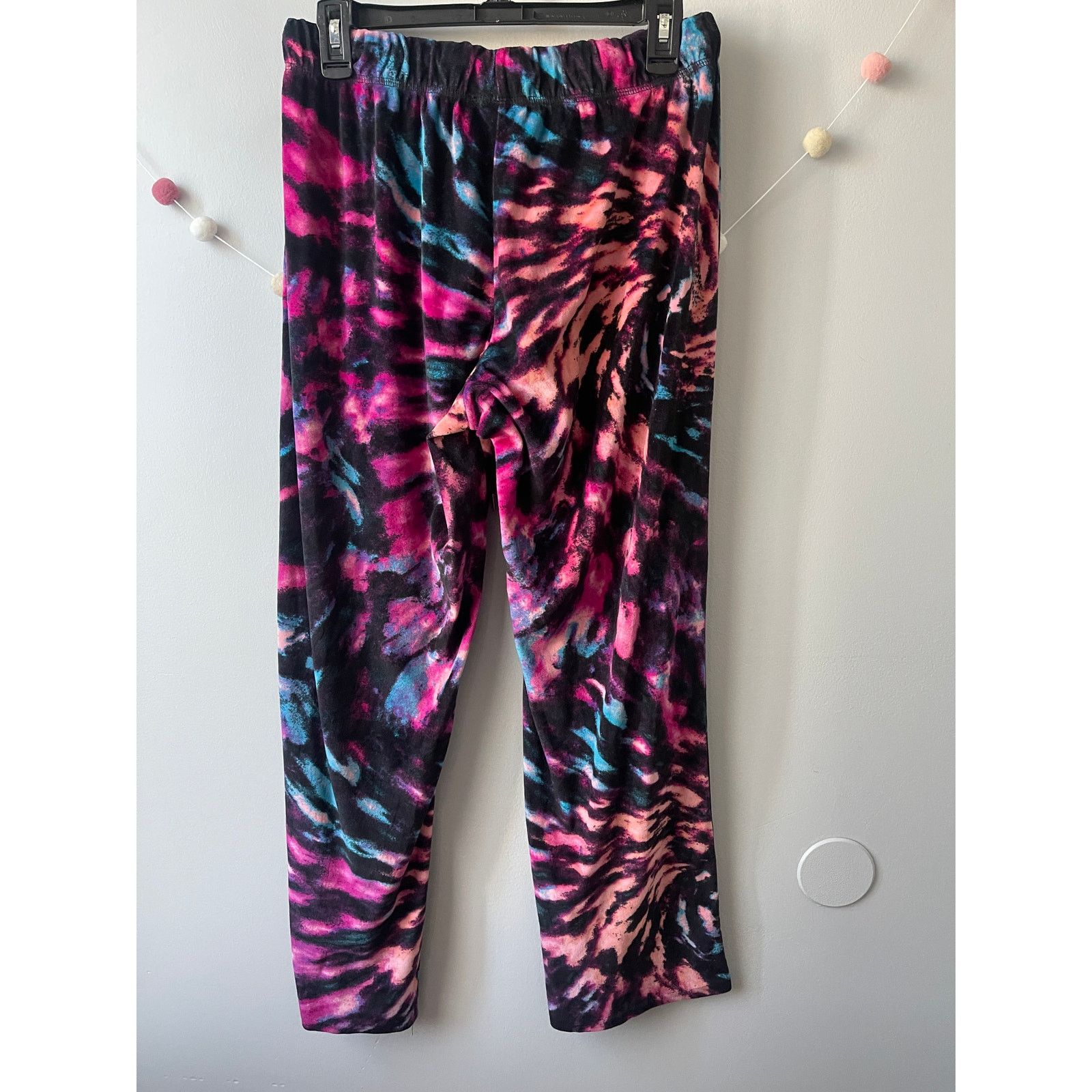 Juicy Couture Juicy by Juicy Couture Tie Dye Medium Velour Pants Size 28" / US 6 / IT 42 - 5 Thumbnail
