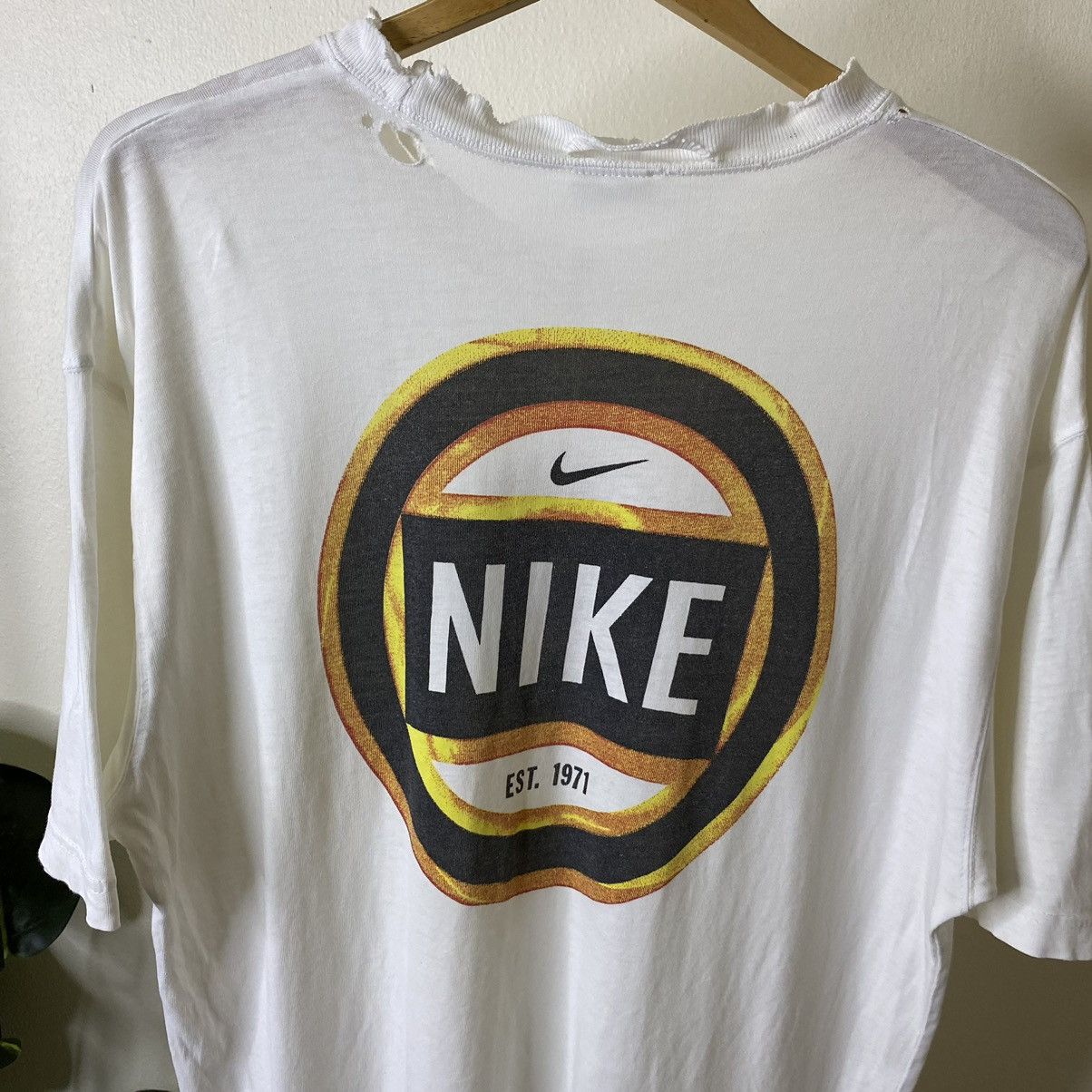 Nike Vintage 1990s Nike Distressed Tee Size US L / EU 52-54 / 3 - 2 Thumbnail