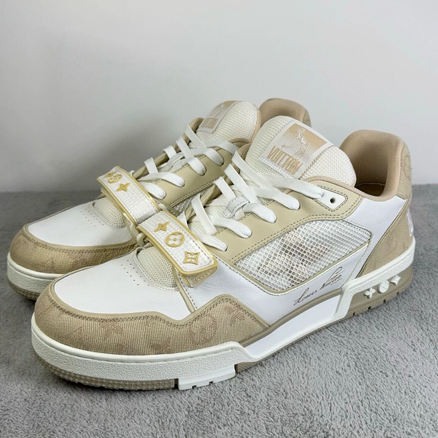Louis Vuitton Louis Vuitton Training Beige Lowtop Sneakers 44 Men Size US 10.5 / EU 43-44 - 1 Thumbnail