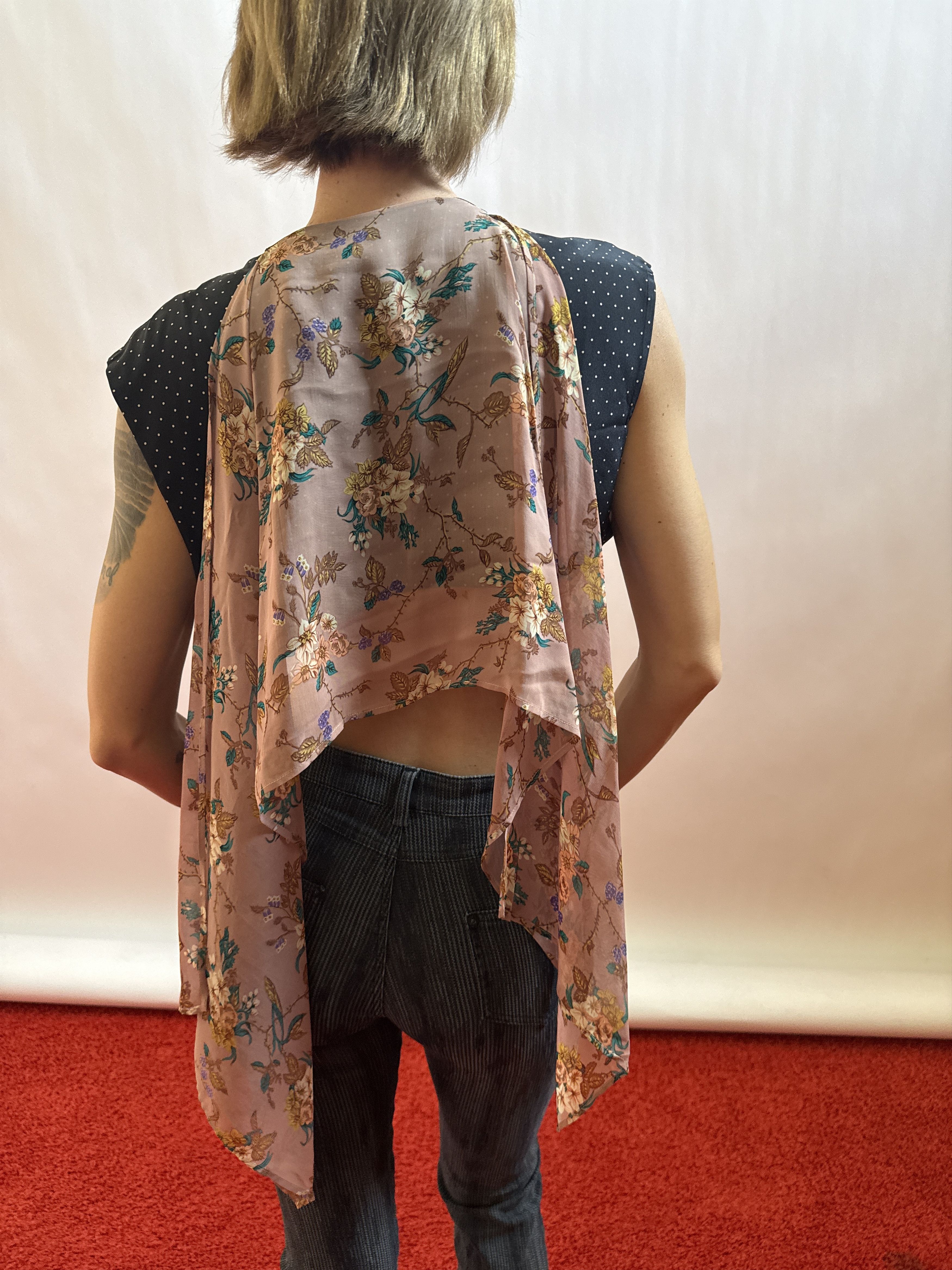 Dolce & Gabbana 1995 100% Silk top and attached Scarf Dolce Top w/ Size L / US 10 / IT 46 - 5 Thumbnail