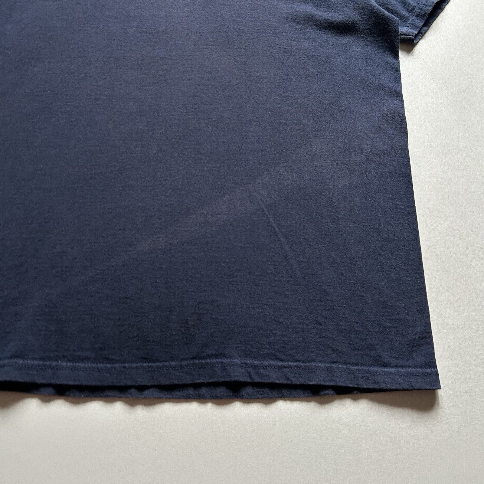Nike × Vintage Vintage Y2K Nike Swoosh Basic T Shirt Large Faded Navy Blue Size US L / EU 52-54 / 3 - 2 Thumbnail
