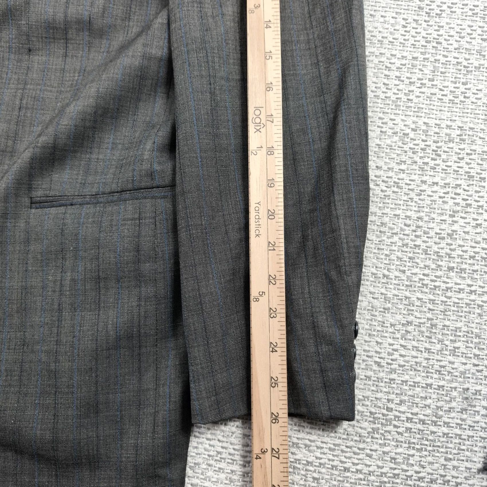 Yves Saint Laurent VINTAGE Yves Saint Laurent Blazer Mens 44 Gray Stripe Wool Single-Breasted Two-Button Sport Coat Shirt Jacket? Size 44R - 3 Thumbnail