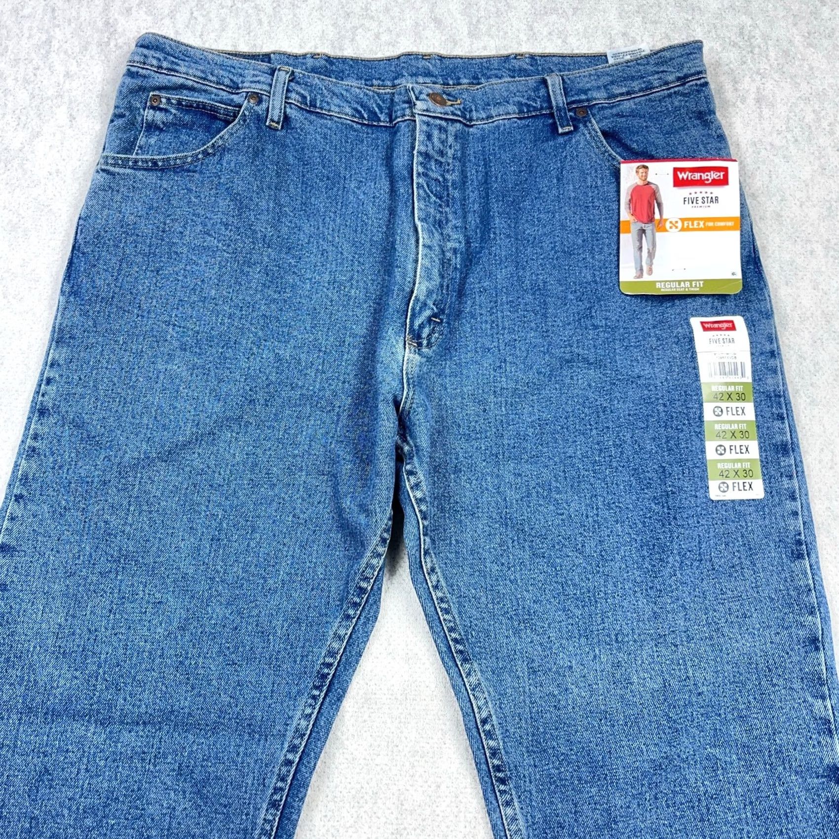 Wrangler Wrangler Jeans Men 42x30 Regular Straight Medium Wash Five Star Denim NEW Jeans Wrangler Size US 42 / EU 58 - 3 Thumbnail