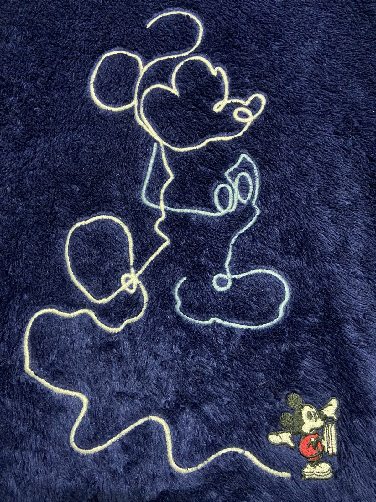 Disney × Mickey & Co. × Mickey Mouse Mickey Mouse Fluffy Fleece Size L / US 10 / IT 46 - 3 Thumbnail