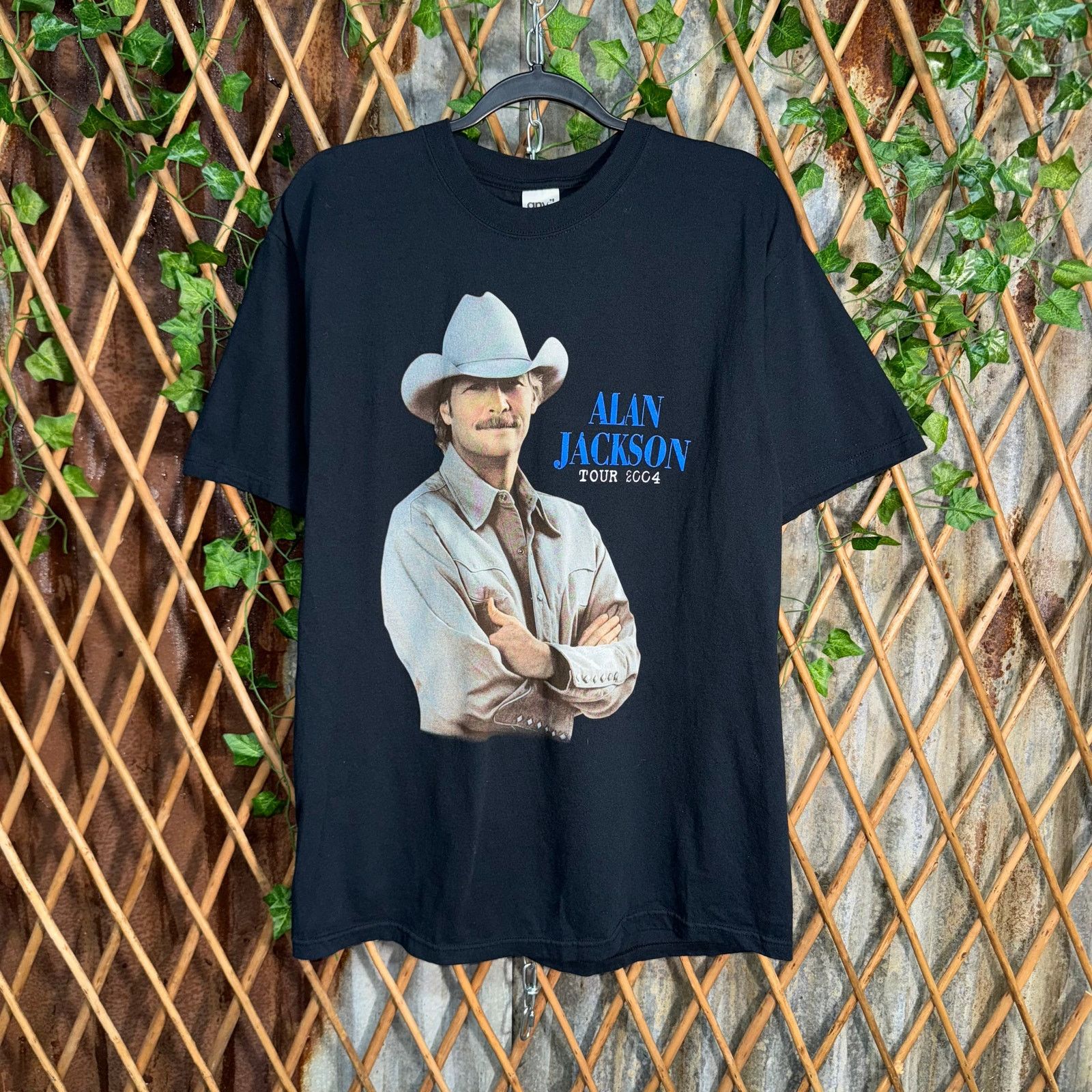 Anvil Vintage Y2K Alan Jackson tour 2004 country music 00s t-shirt Size US L / EU 52-54 / 3 - 1 Thumbnail