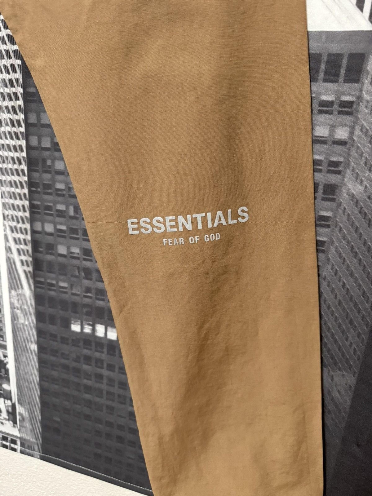 Fear of God 🔥Fear of God Essentials x SSENSE Track Pants Rain Drum SZ M Size US 32 / EU 48 - 4 Thumbnail