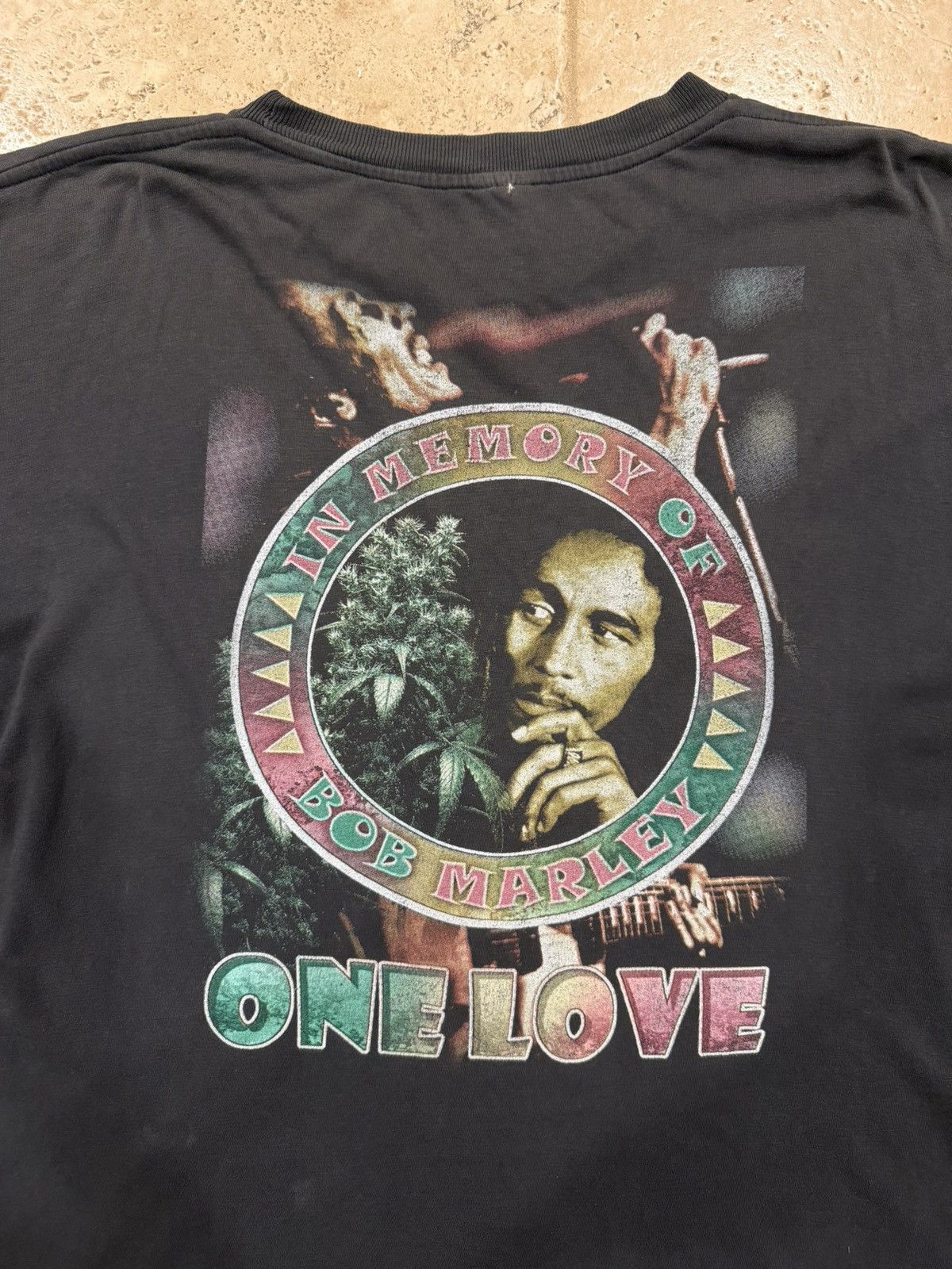 Vintage Vintage Bob Marley 90s One Love Memorial Faded T-Shirt Size US XXL / EU 58 / 5 - 11 Thumbnail