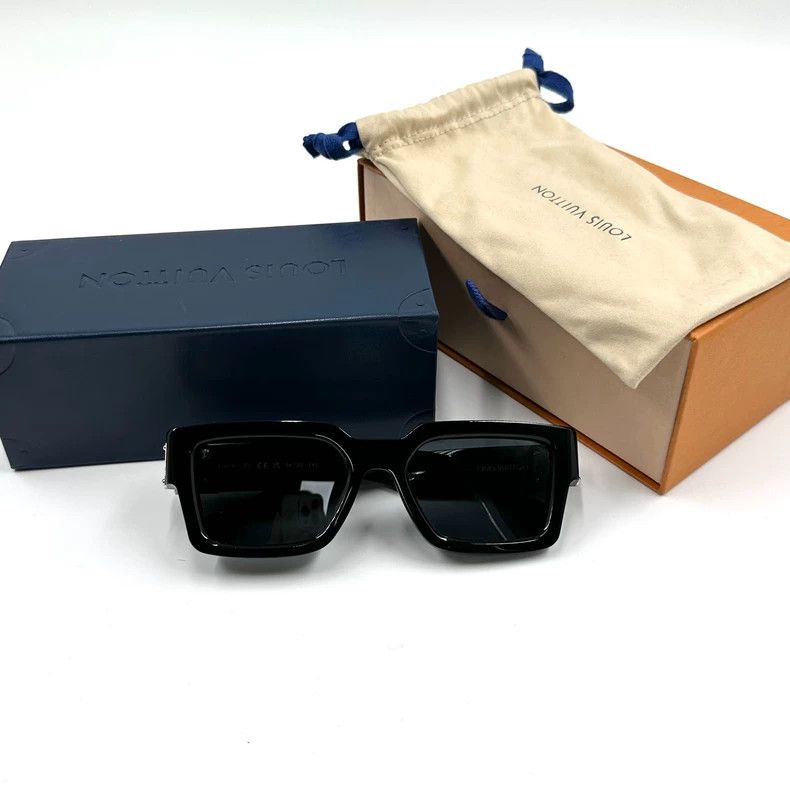 Louis Vuitton Louis Vuitton Millionaire Black Sunglasses Size ONE SIZE - 2 Thumbnail