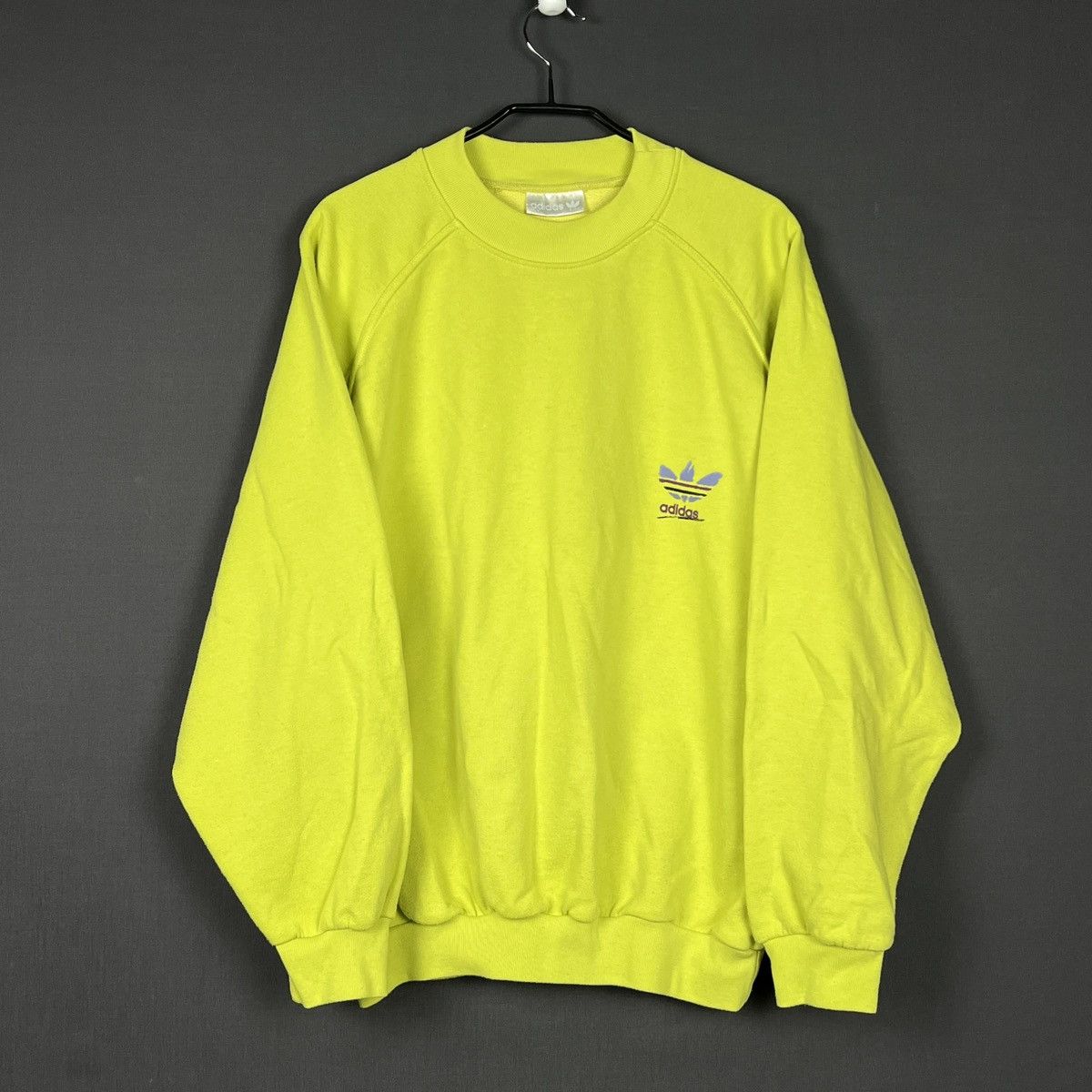 Adidas RARE Vintage Adidas Trefoil Spellout Sweatshirt Lime L Size US L / EU 52-54 / 3 - 3 Thumbnail