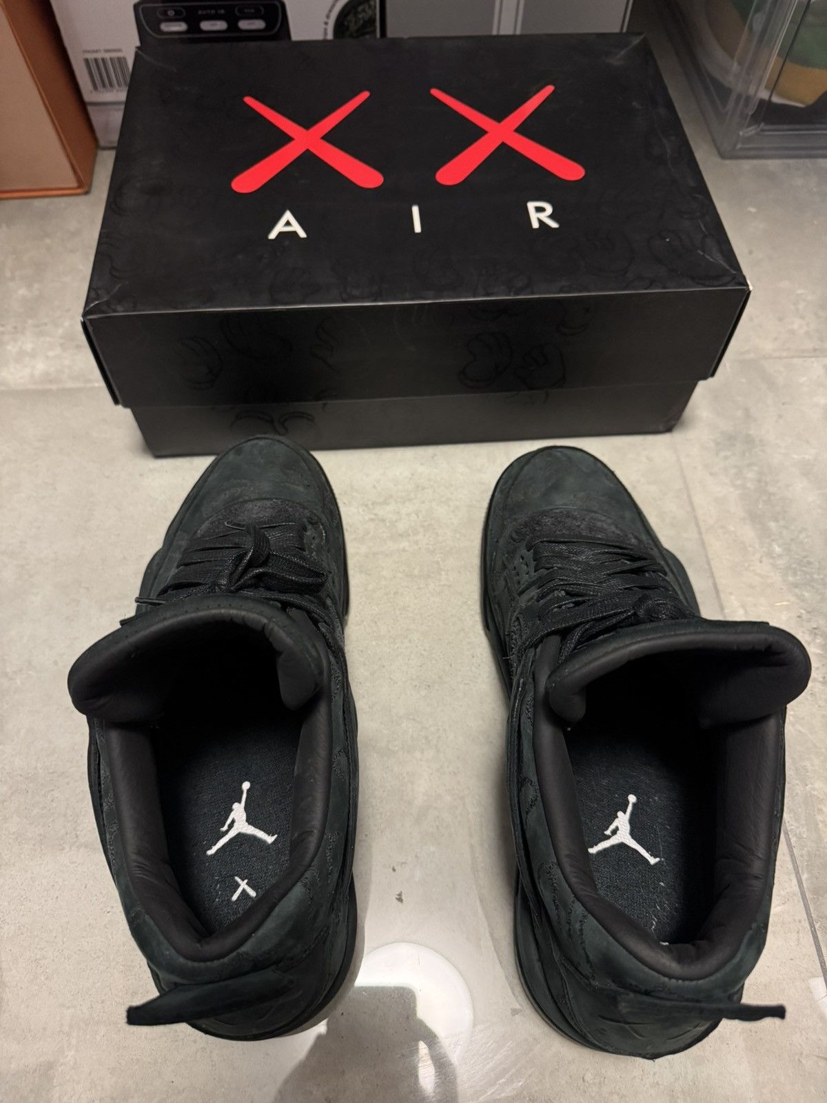 Jordan Brand × Kaws Jordan 4 Kaws Size US 10 / EU 43 - 2 Thumbnail