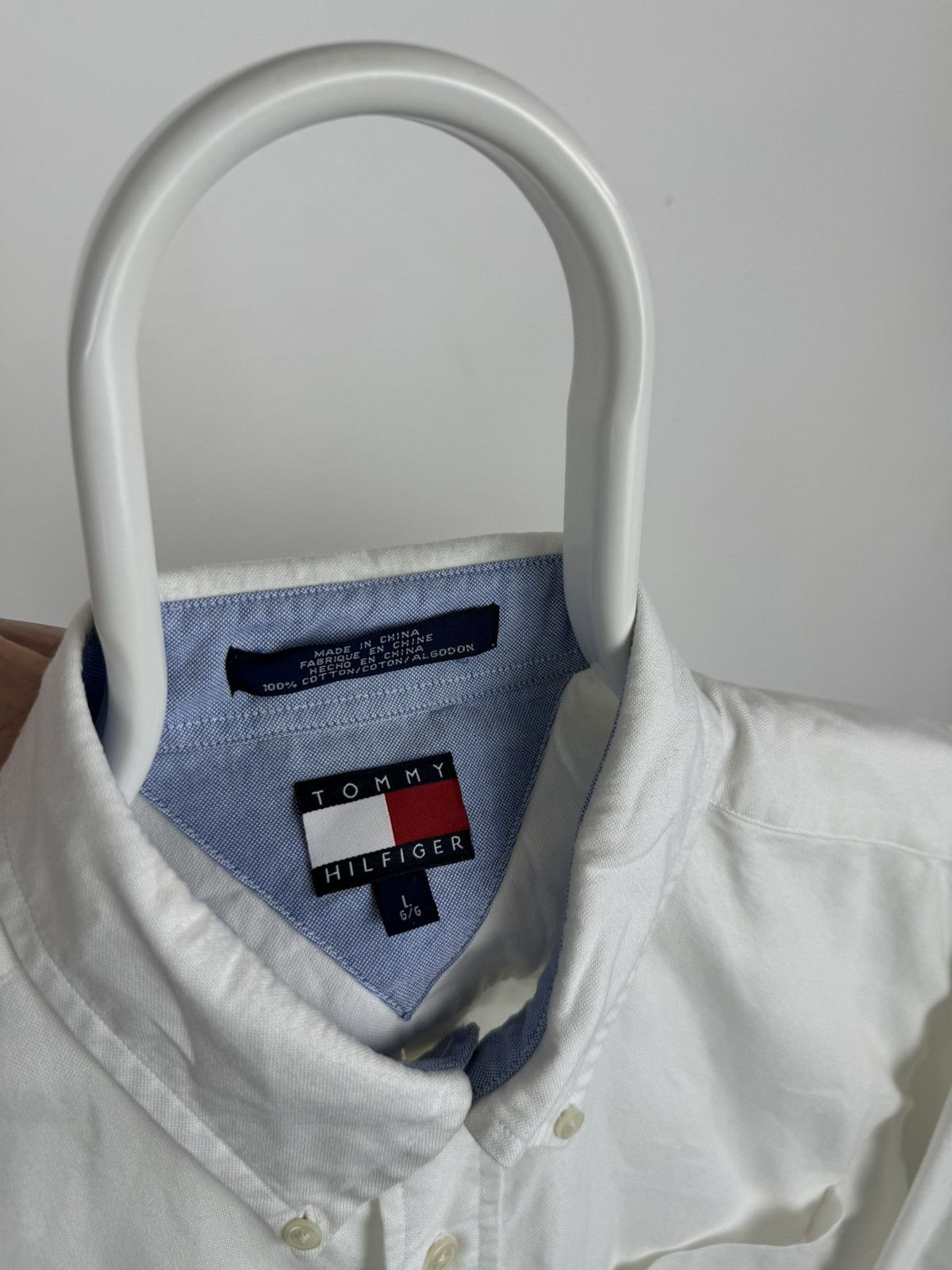 Tommy Hilfiger × Vintage Vintage Tommy Hilfiger Small Pocket Logo Shirt Size US L / EU 52-54 / 3 - 3 Thumbnail