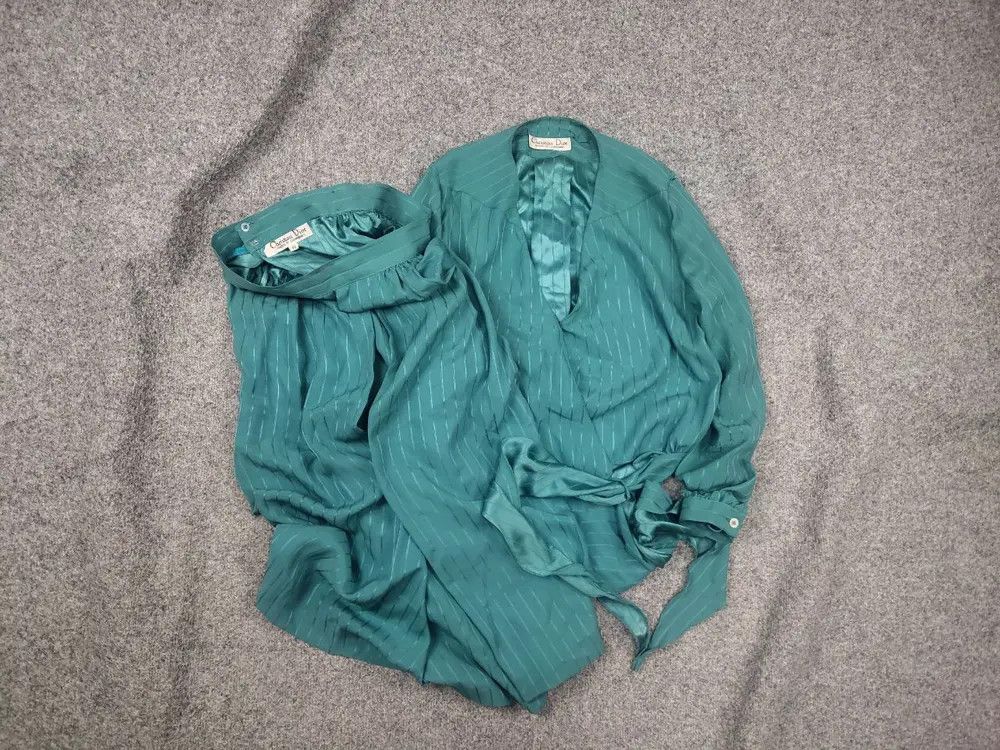 Dior Rare Vintage Christian Dior tricots et coordonnées silk suit Size L / US 10 / IT 46 - 1 Thumbnail
