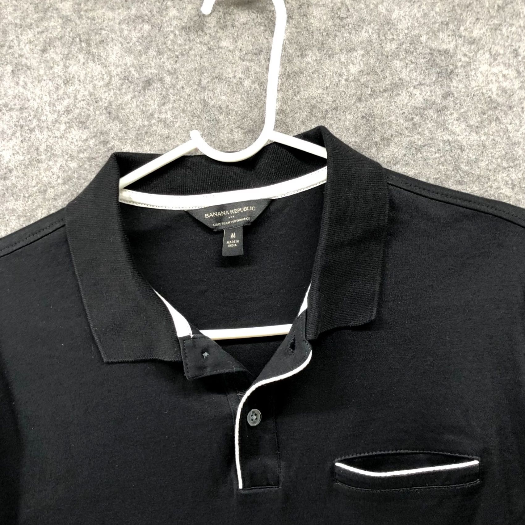 Banana Republic Banana Republic Polo Shirt Mens M Black Short Sleeve Knit 100% Cotton Collared Button Spread Golf Activewear Casual Size US M / EU 48-50 / 2 - 3 Thumbnail