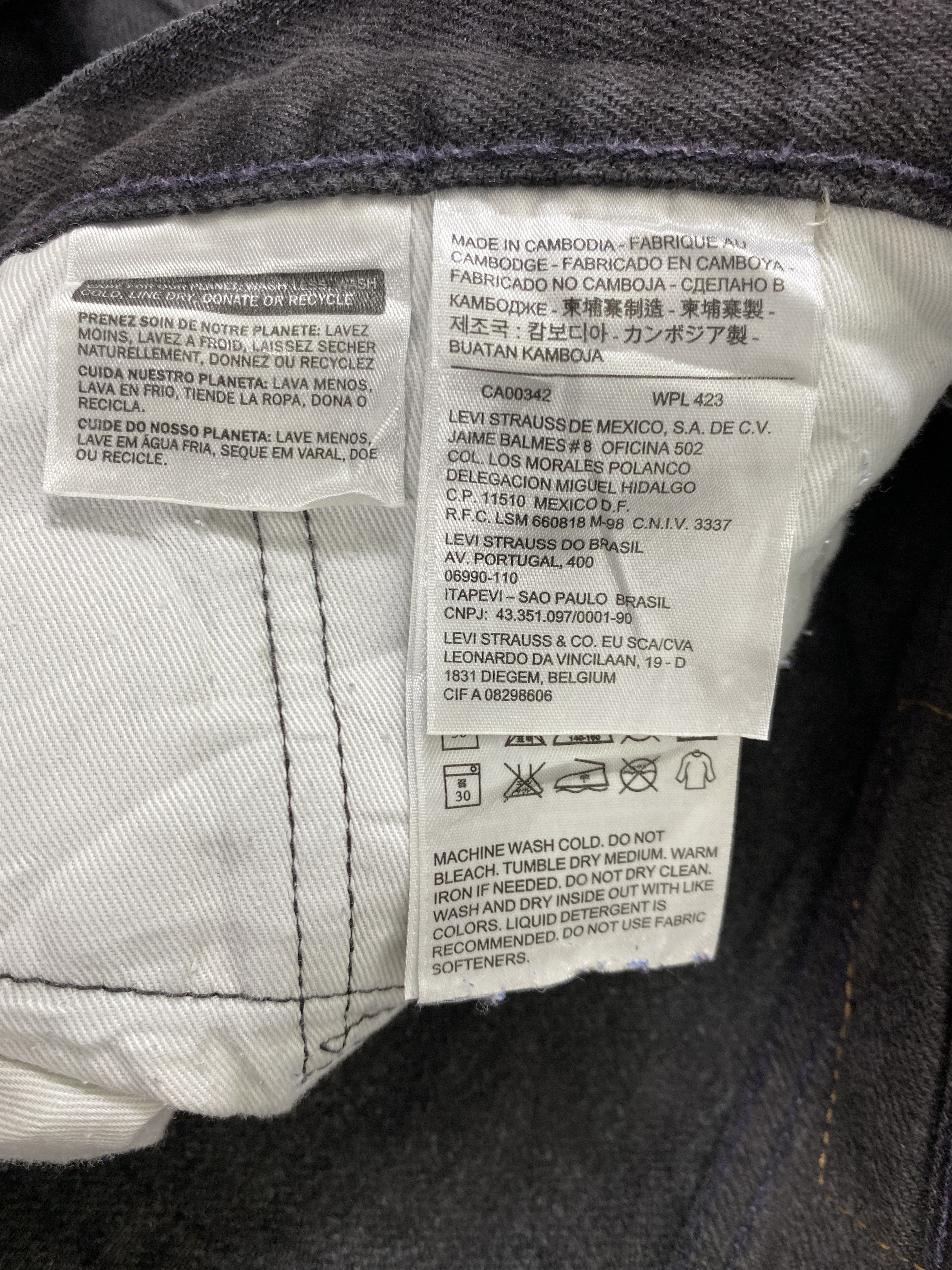 Levi's Black Vintage Levi's 505 Jeans 36x26 Denim- JN3728 Size US 36 / EU 52 - 9 Thumbnail