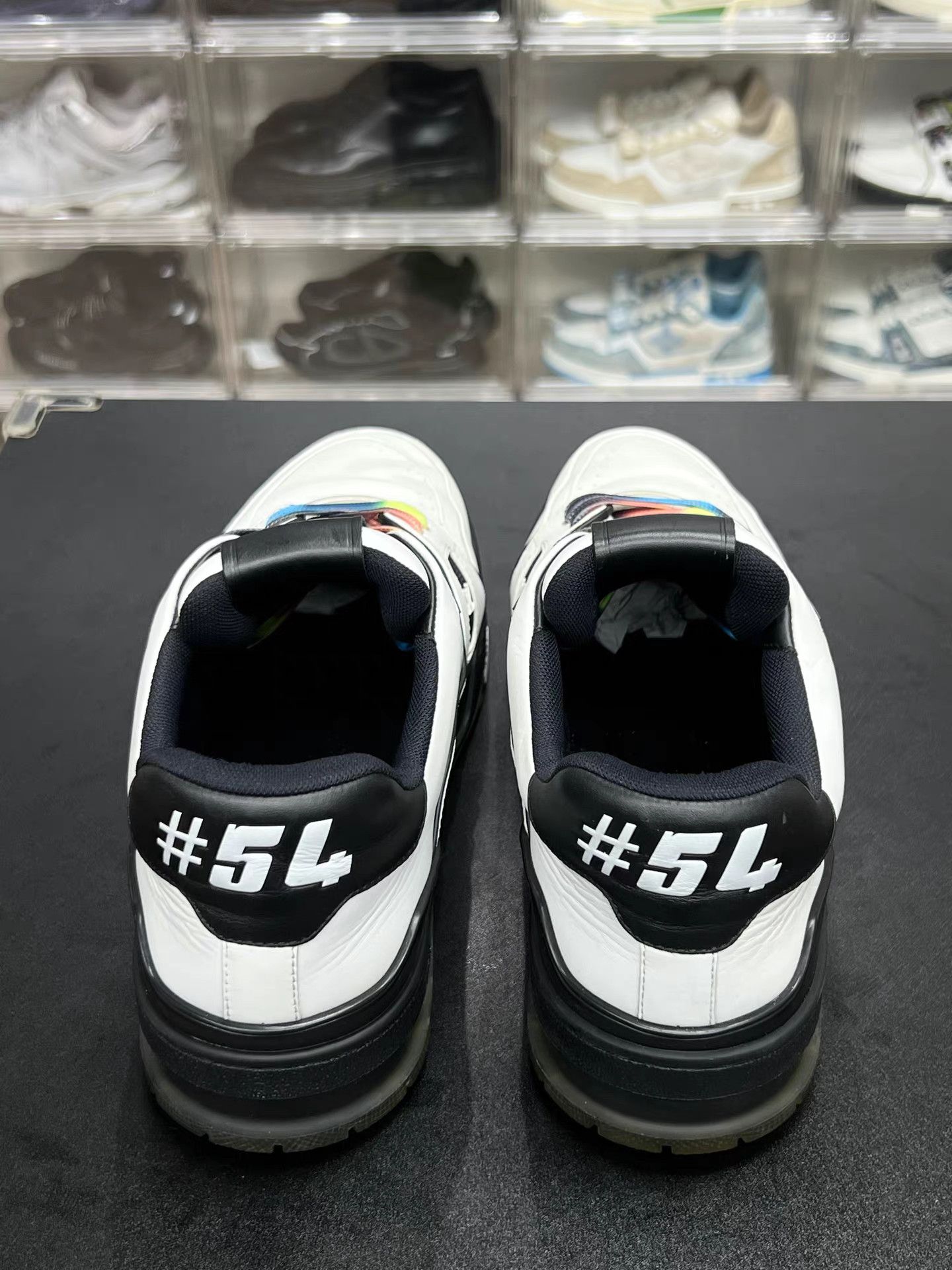 Louis Vuitton Louis Vuitton Trainer Sneakers K15 Size US 9 / EU 42 - 7 Thumbnail