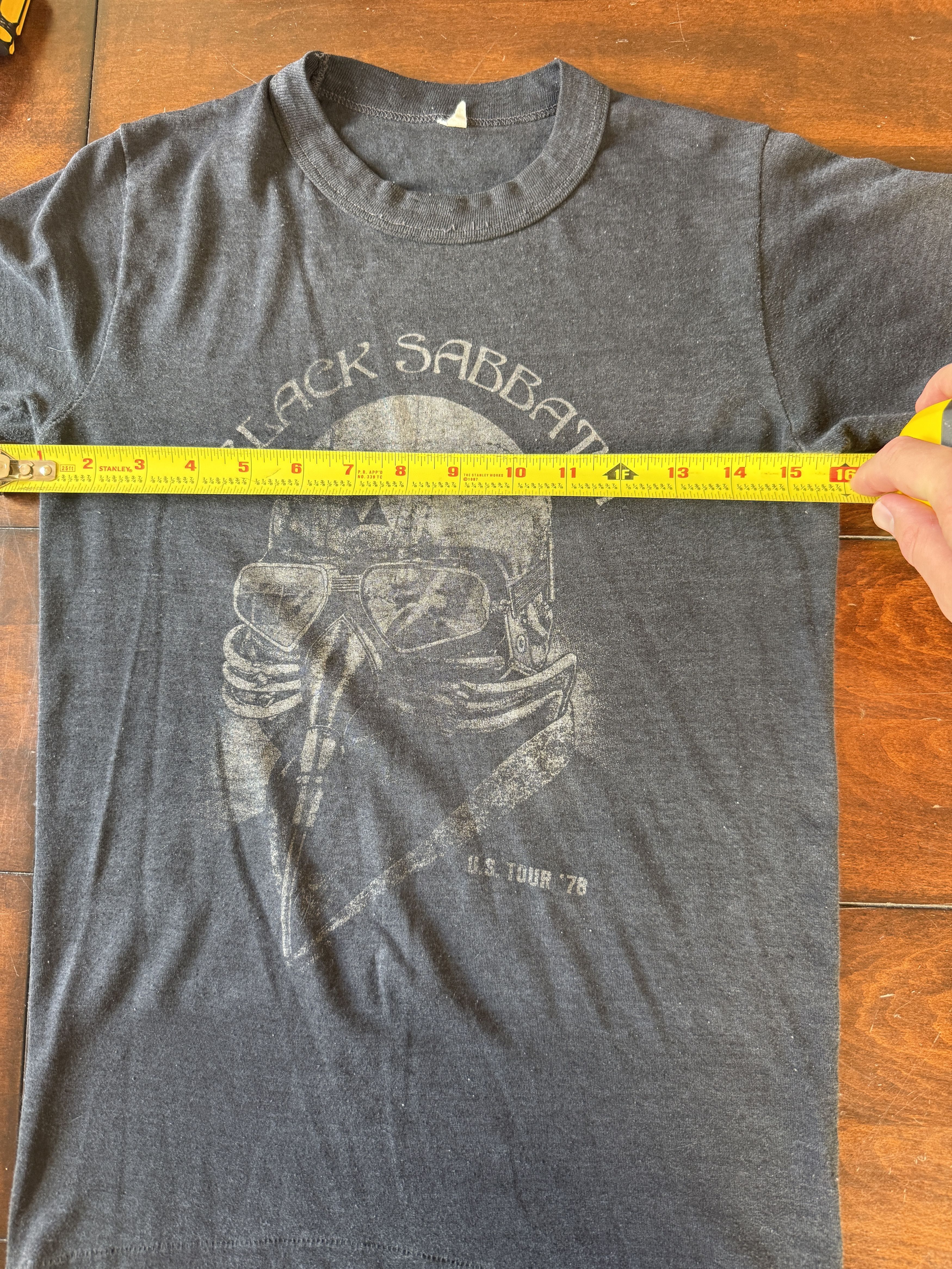 Black Sabbath RARE Vintage 1978 Black Sabbath Tour T-Shirt – Original Ozzy Size US S / EU 44-46 / 1 - 7 Thumbnail