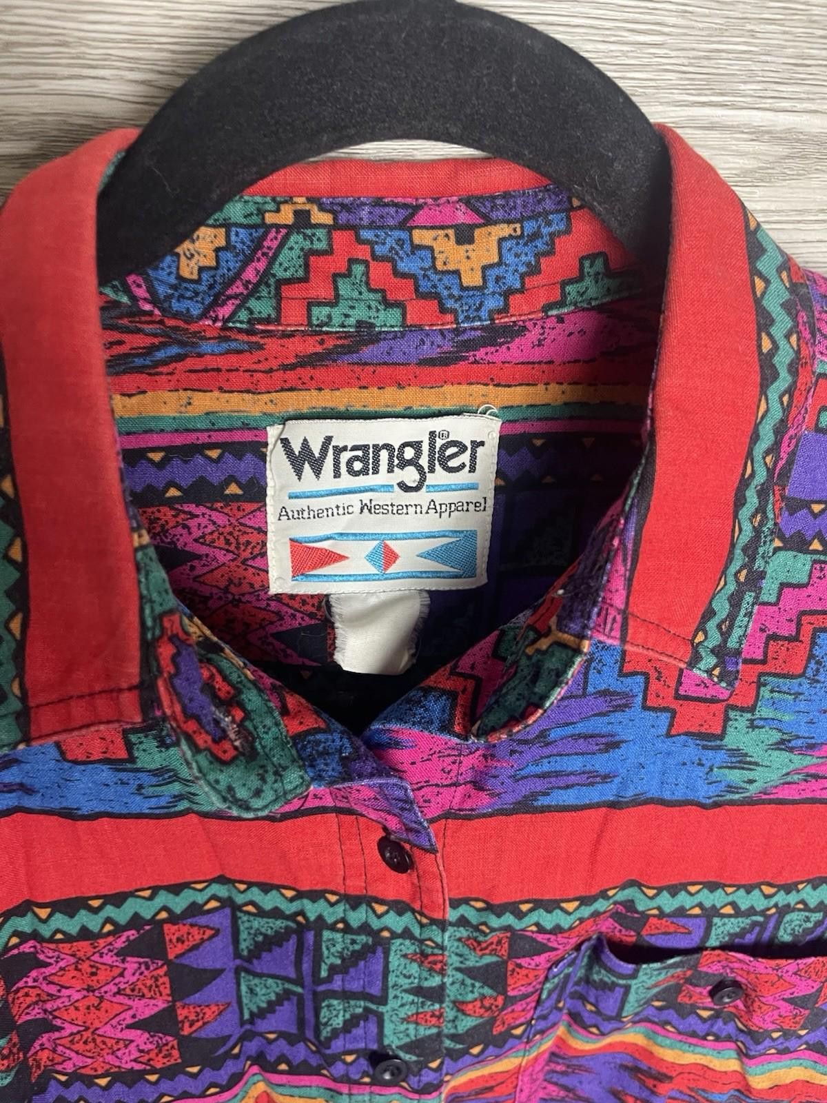 Wrangler Vtg Wrangler Shirt Womens L? Aztec Western Apparel Size L / US 10 / IT 46 - 3 Thumbnail