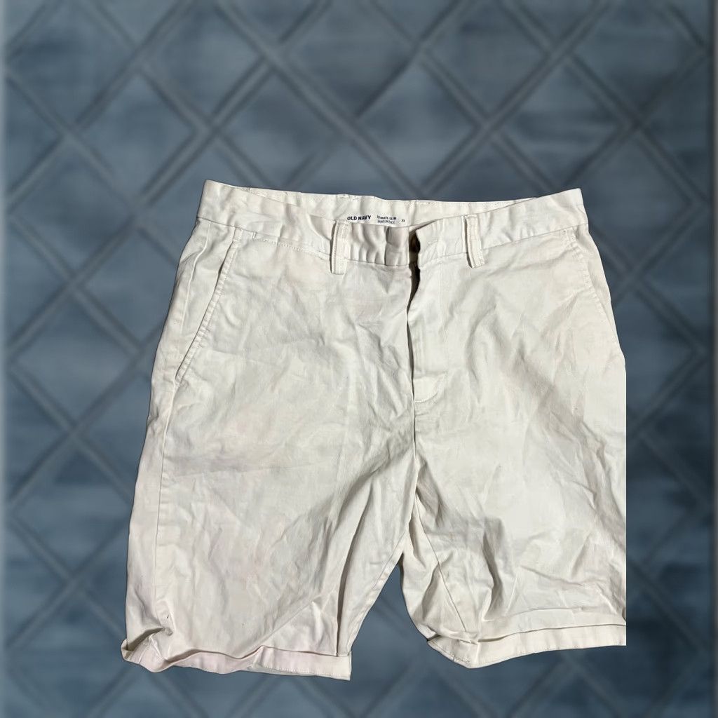 Old Navy OLD NAVY Ultimate Slim Chino Shorts Men Size 33 White Cotton Casual Size US 33 - 1 Thumbnail