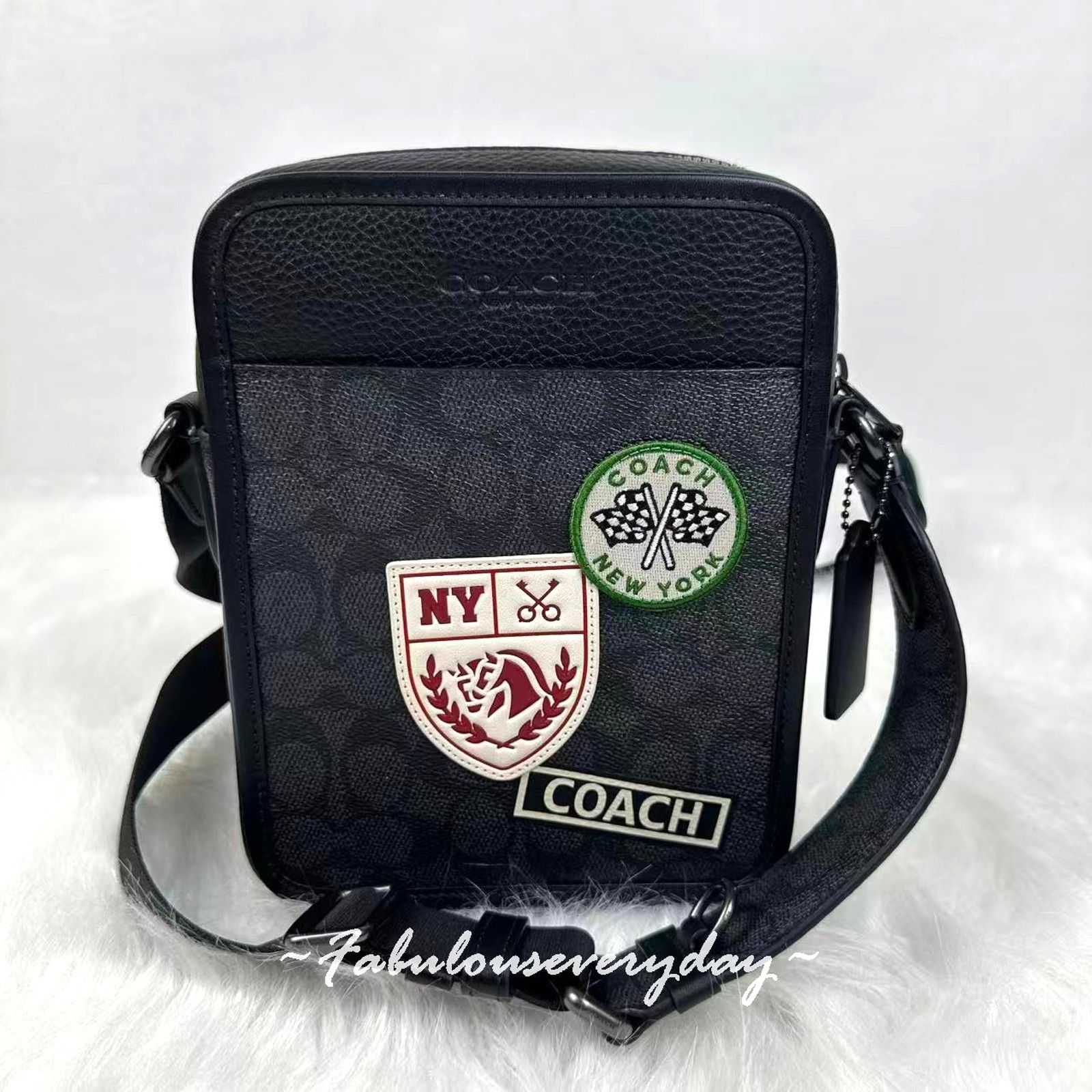 Coach Coach Men's Sullivan Crossbody Bag Sig Canvas Patches CAT79 Size ONE SIZE - 1 Thumbnail