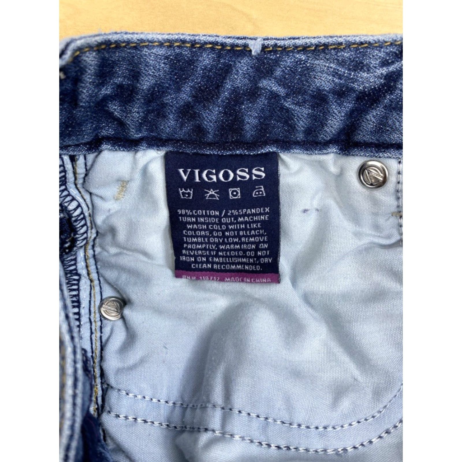 Vintage VIGOSS The Jagger Denim Shorts With Embroidered Waistline Size 26 #2933 Size 29" - 5 Thumbnail