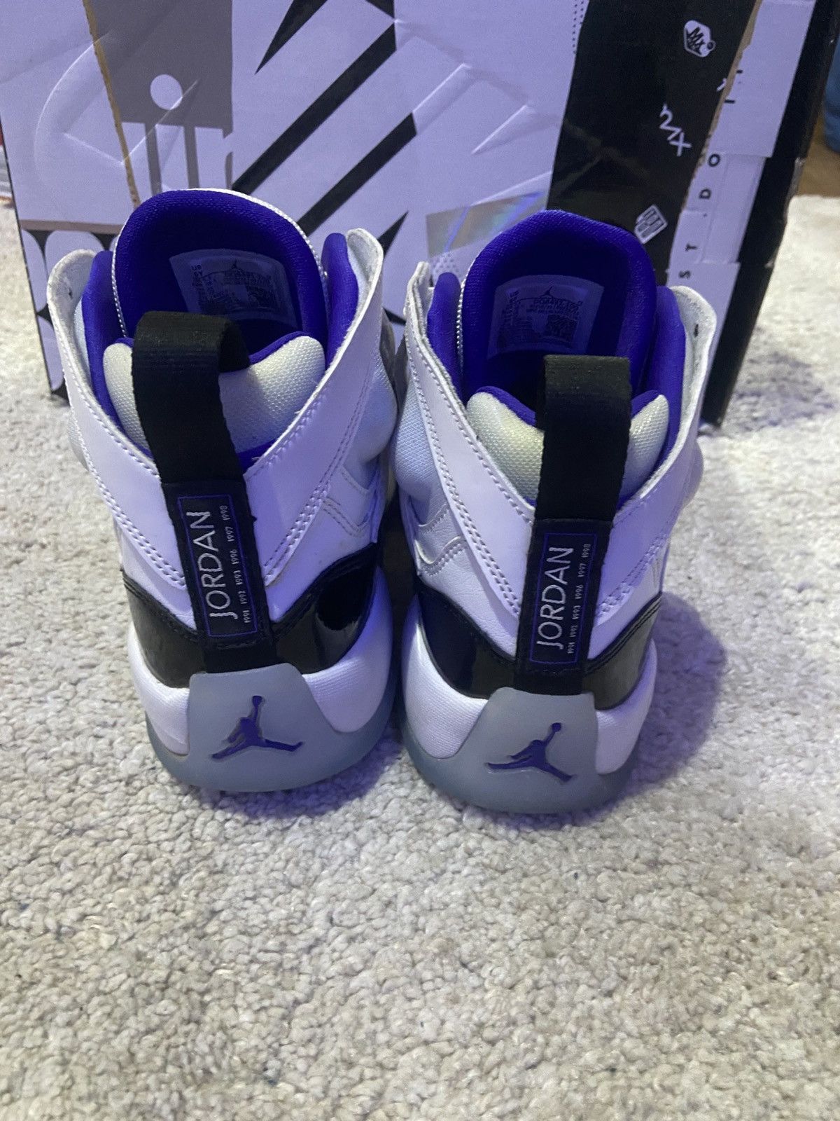 Jordan Brand US 13 Air Jordan Men's White Black Purple NikeRetro Two Trey Size US 5.5 / EU 38 - 3 Thumbnail
