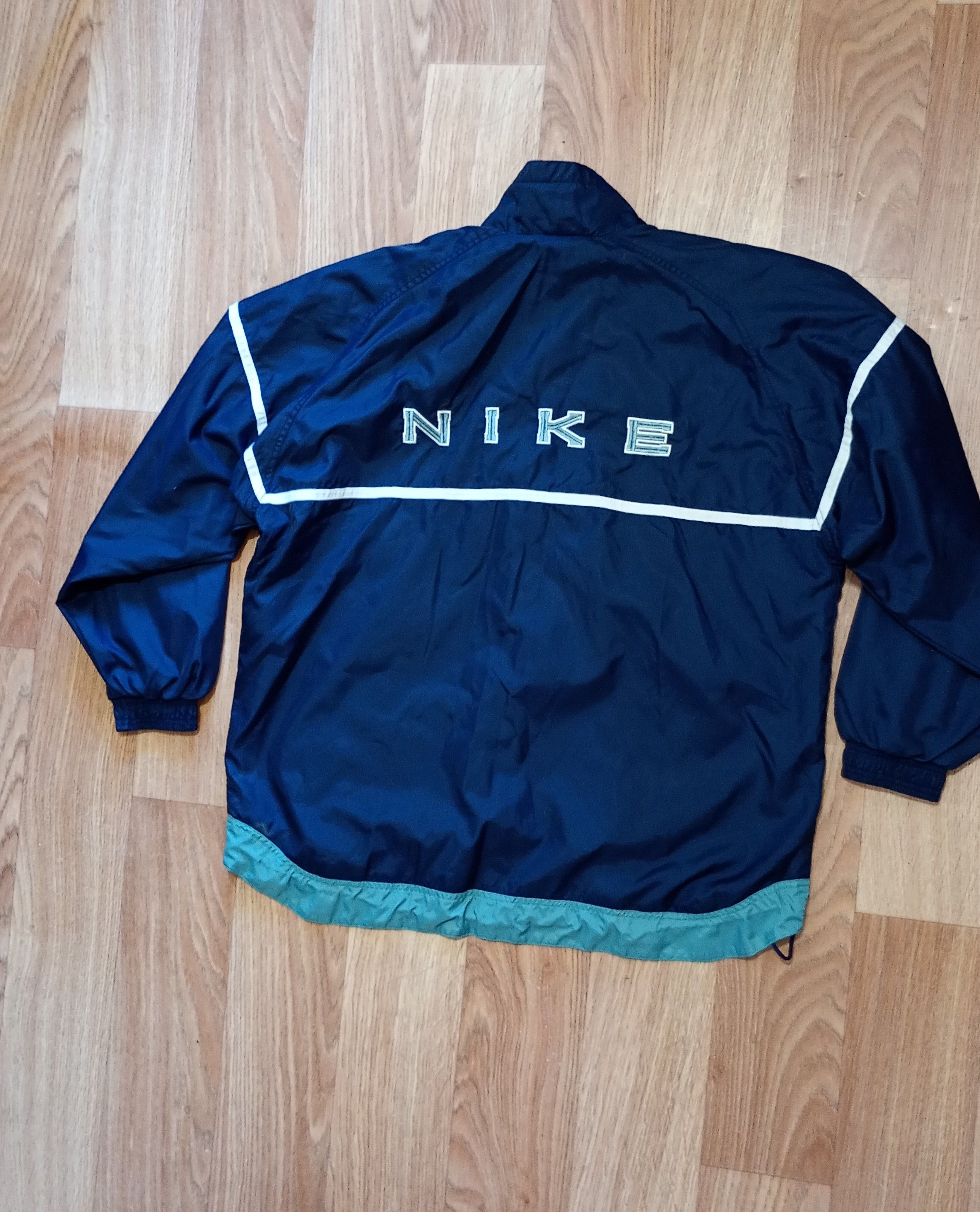 Nike Vintage Big Logo neylon Jacket