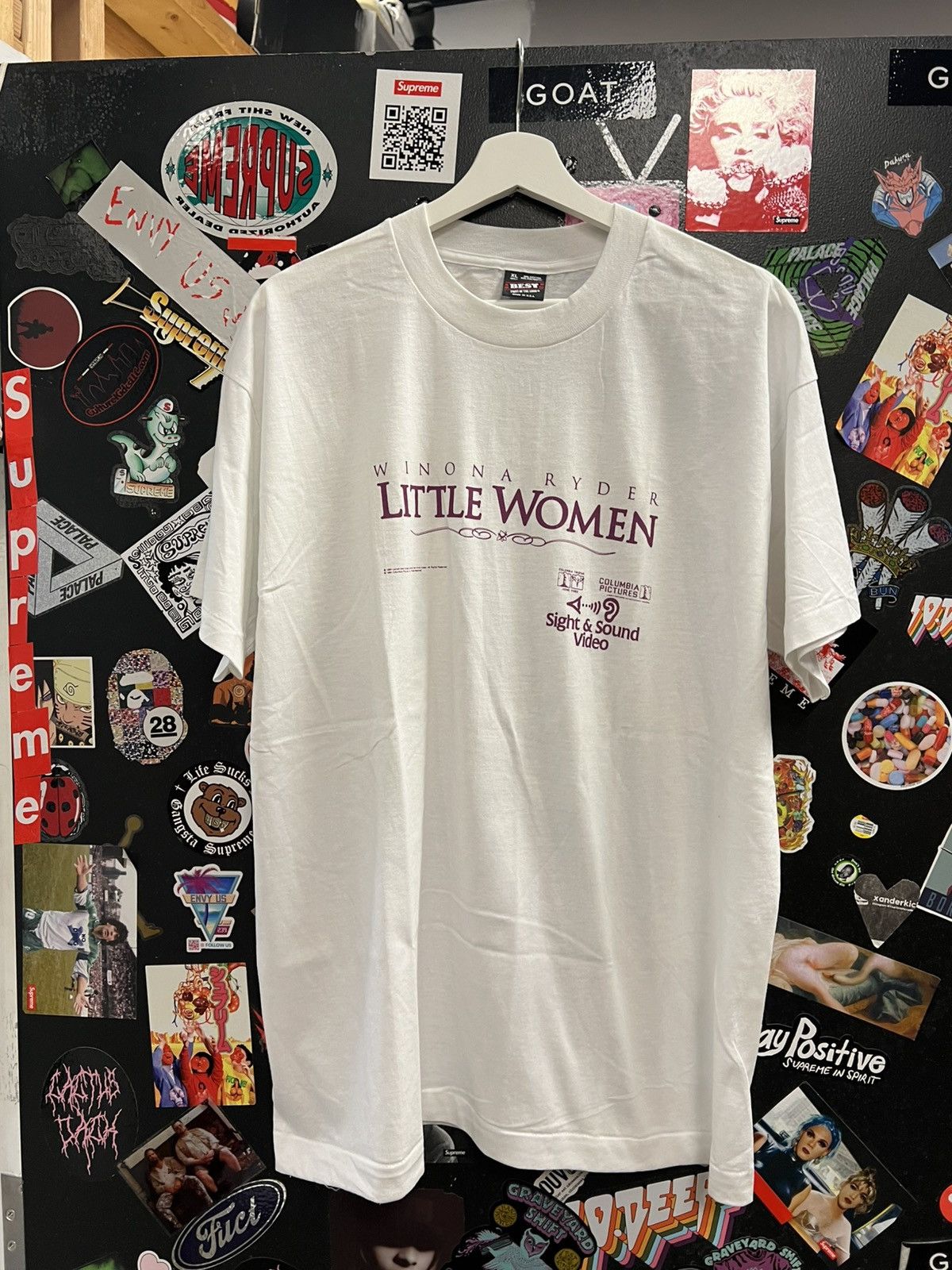 Vintage Vintage Winona Ryder Little Women Promo Shirt Size US XL / EU 56 / 4 - 1 Thumbnail