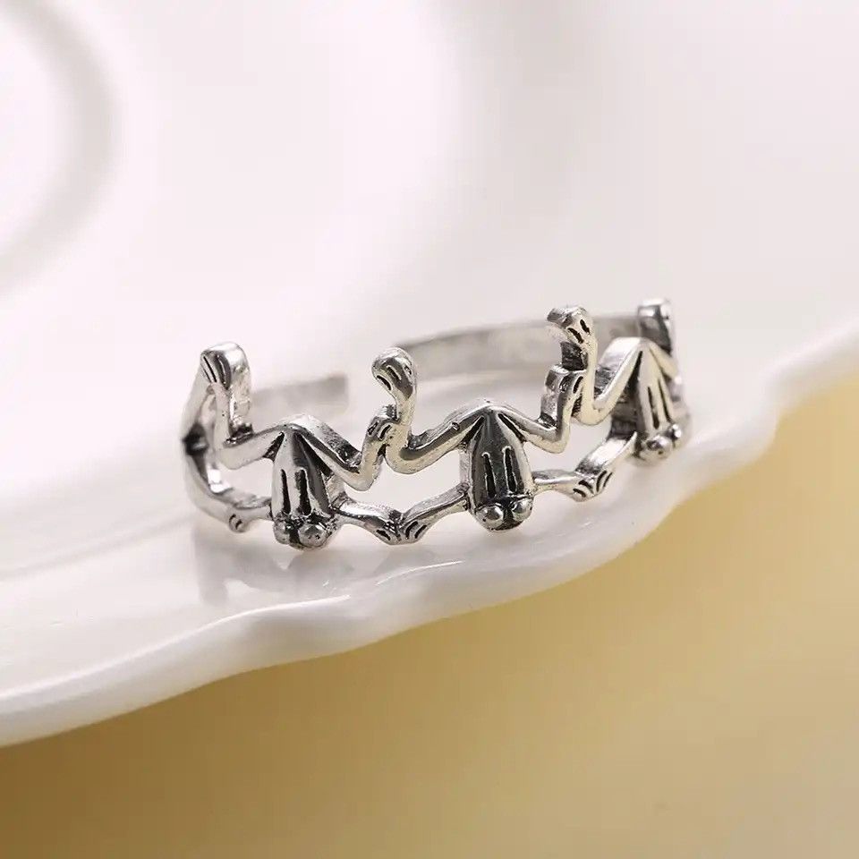 Jewelry × Vintage Retro Frog Opening Adjustable Alloy Ring Size ONE SIZE - 1 Thumbnail