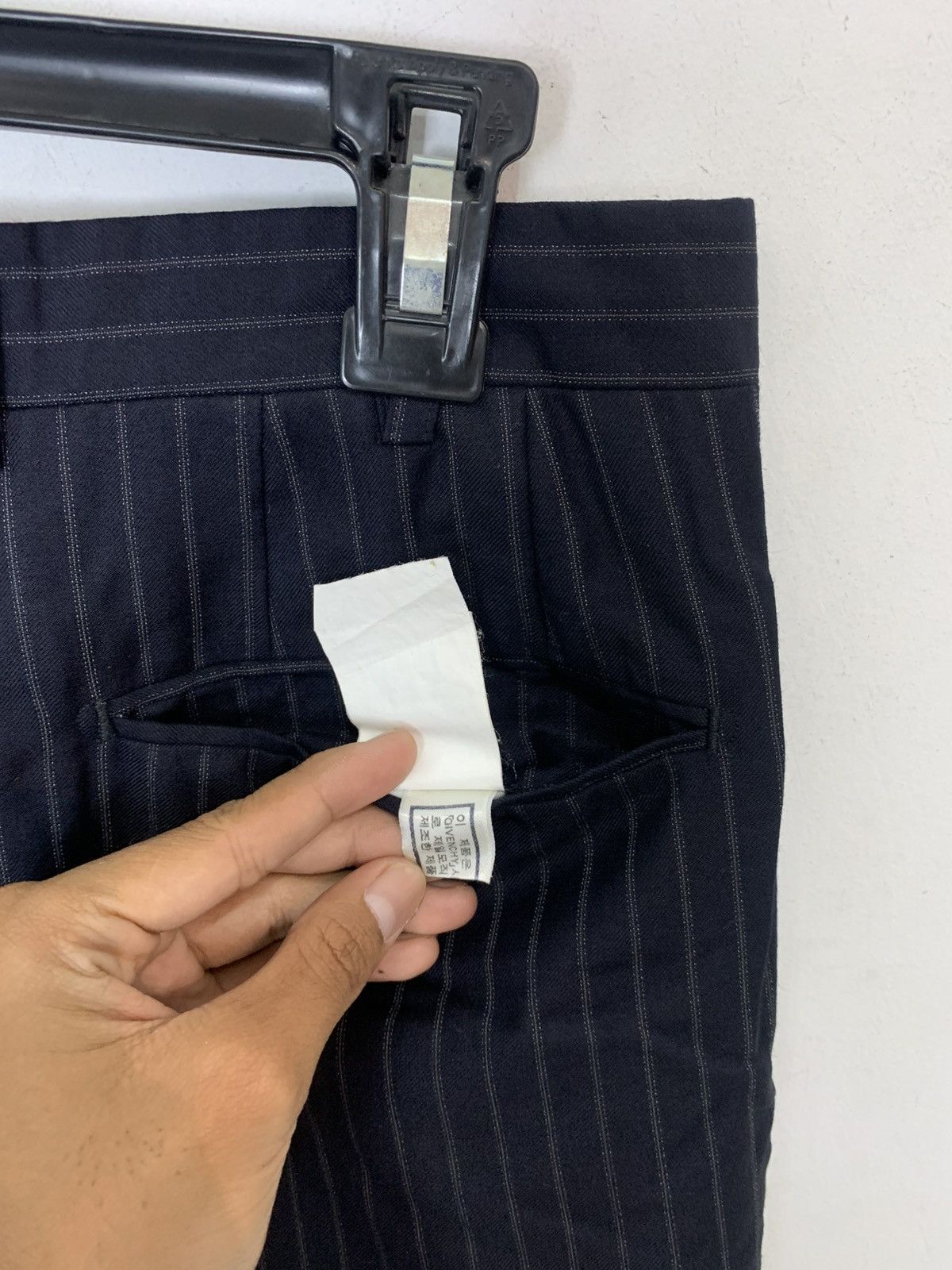 Givenchy Givenchy men stripe trousers casual pants Size US 30 / EU 46 - 10 Thumbnail