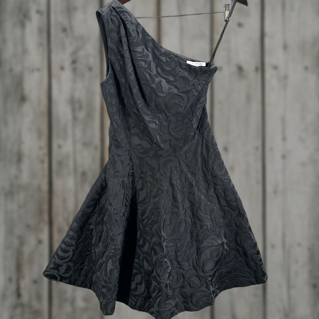 St. John St. John Dress Women 8 Black One Shoulder Embossed Jacquard Silk Blend Midi Formal Wedding Party Womens Size M / US 6-8 / IT 42-44 - 1 Thumbnail