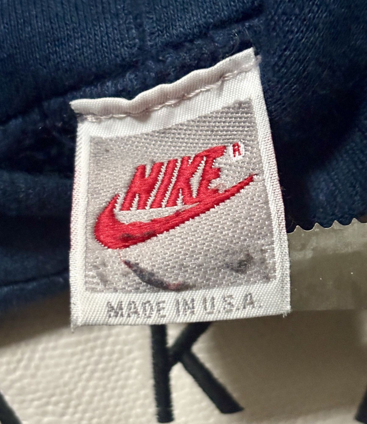 Nike Vintage 90s Nike Grey Tag Big Logo Hoodie Size US XL / EU 56 / 4 - 4 Thumbnail