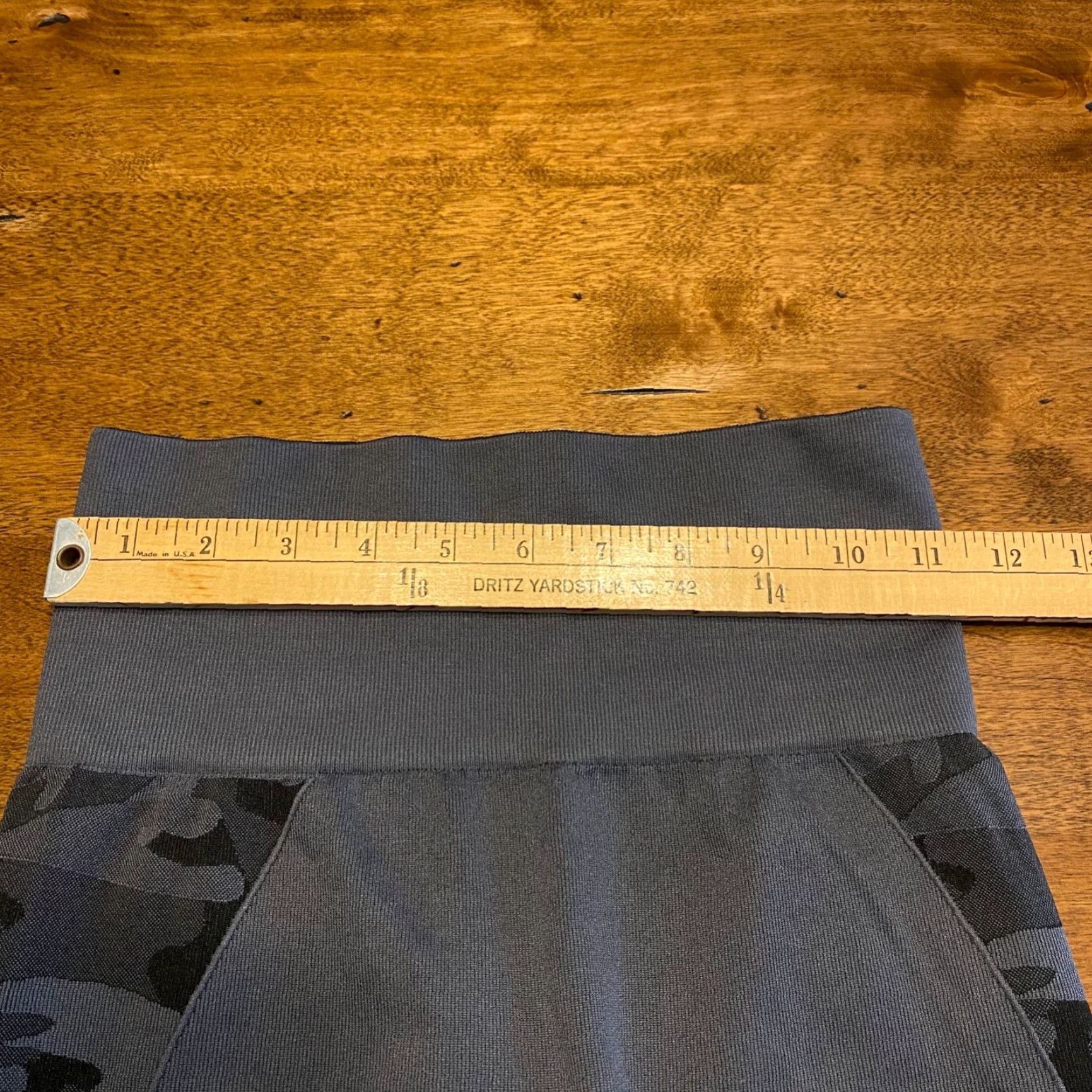 Vintage Zyia Active Leggings Capris Womens XS Black Gray Camo Workout Pants Ladies Size 26" / US 2 / IT 38 - 5 Thumbnail