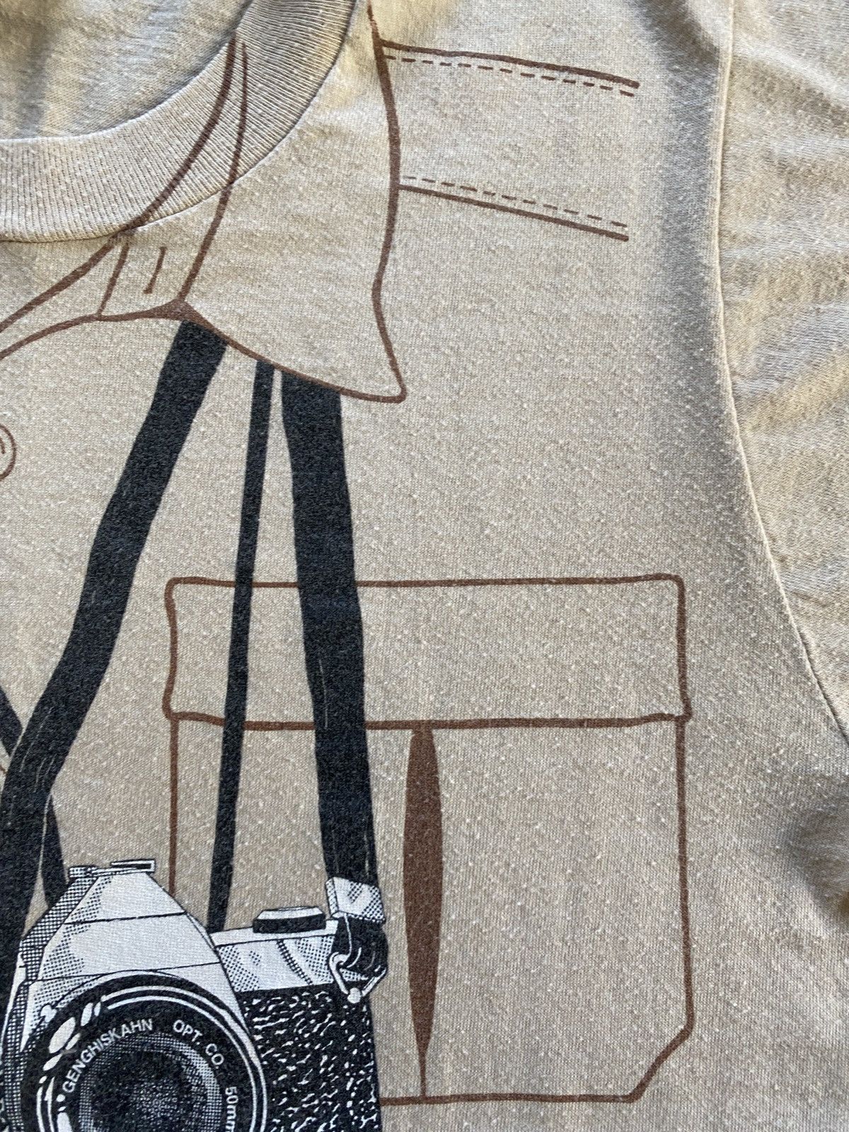 Vintage Vintage 1981 Genghiskhan Japan Camera Single Stitch Tee Size US XS / EU 42 / 0 - 5 Thumbnail