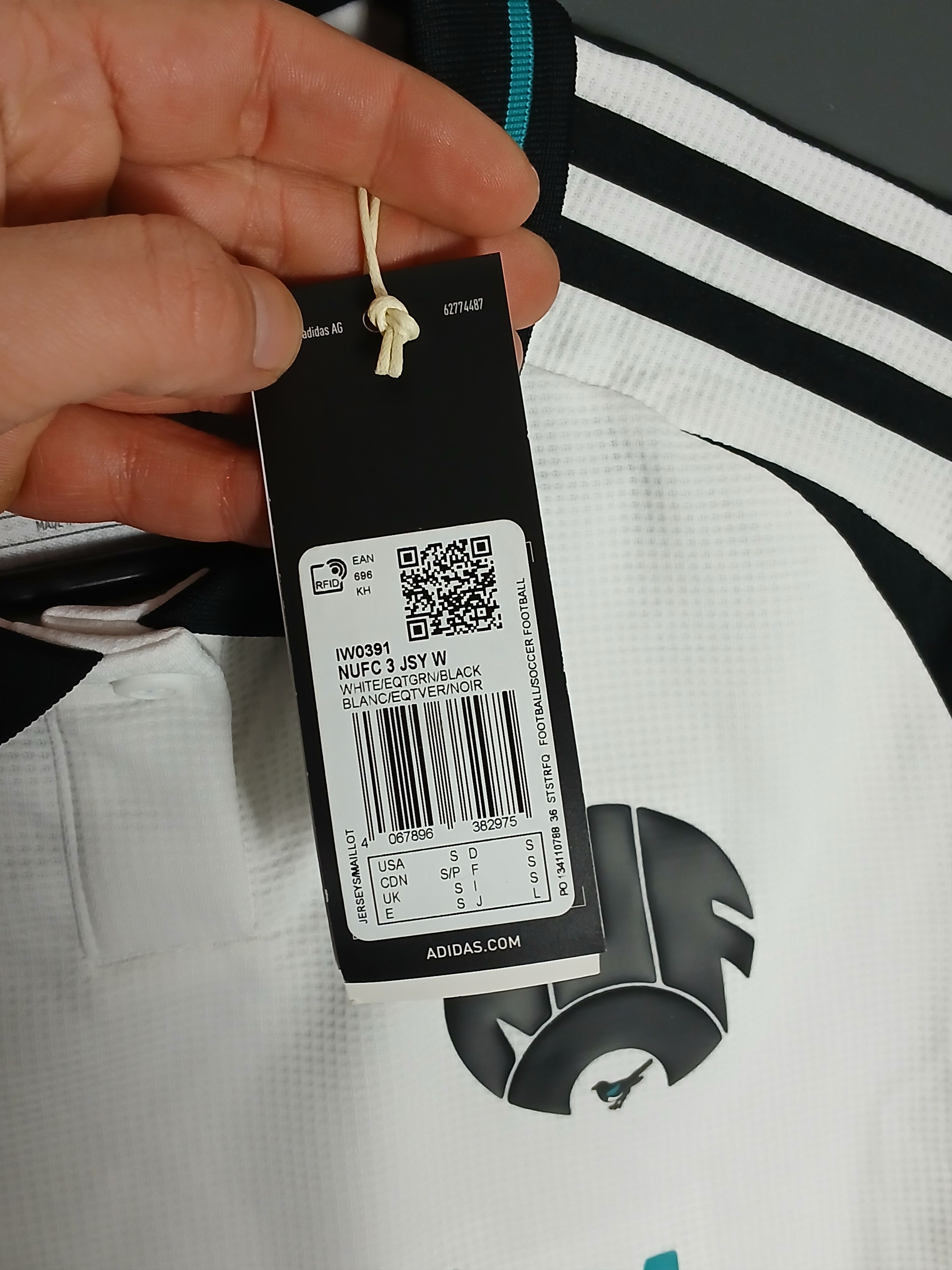 Adidas New Newcastle United 24/25 Third Football Jersey T-Shirt Size S / US 4 / IT 40 - 12 Thumbnail