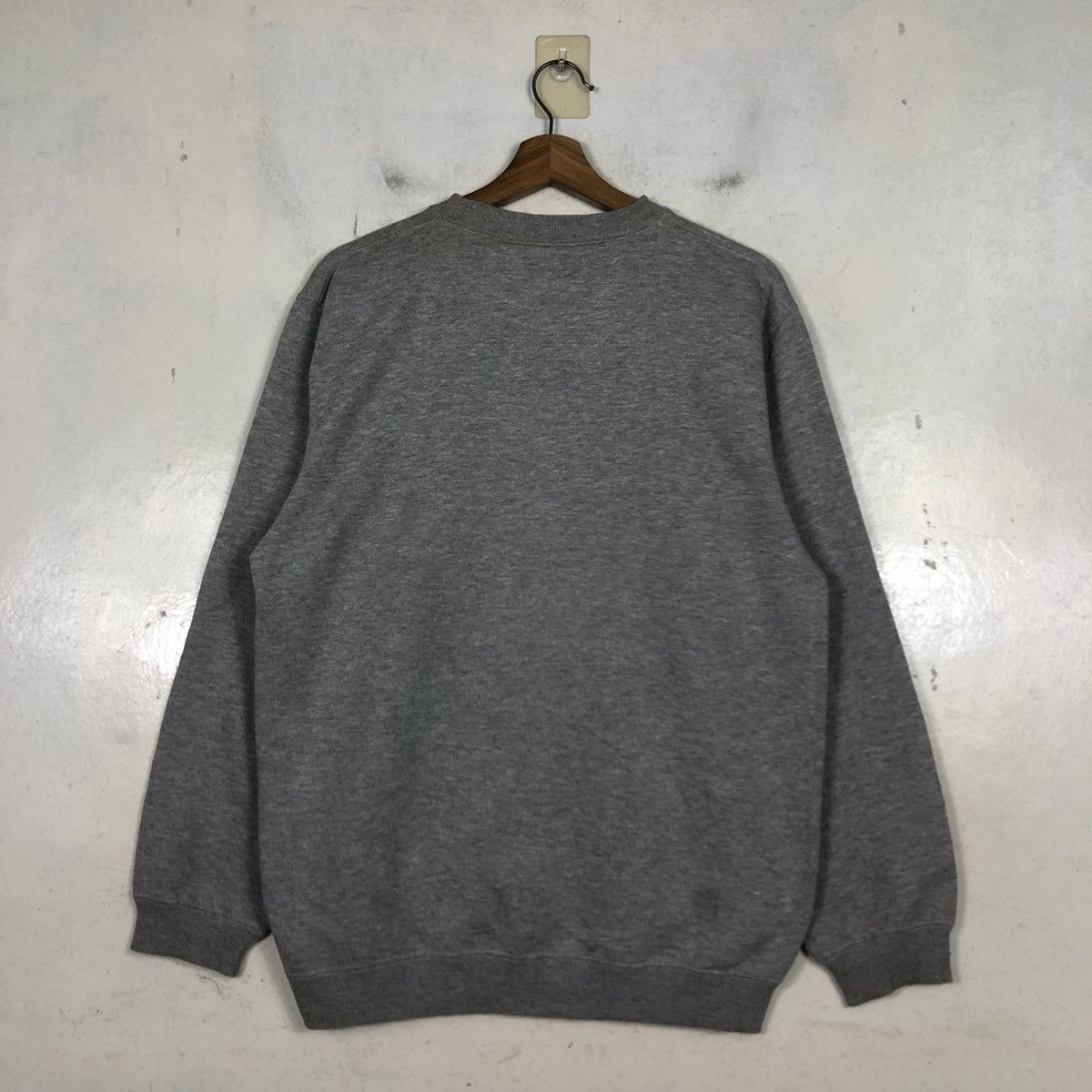 Japanese Brand 📌Vintage Sweatshirt Crewneck Airwalk Spell Out Big Logo Size US M / EU 48-50 / 2 - 10 Thumbnail