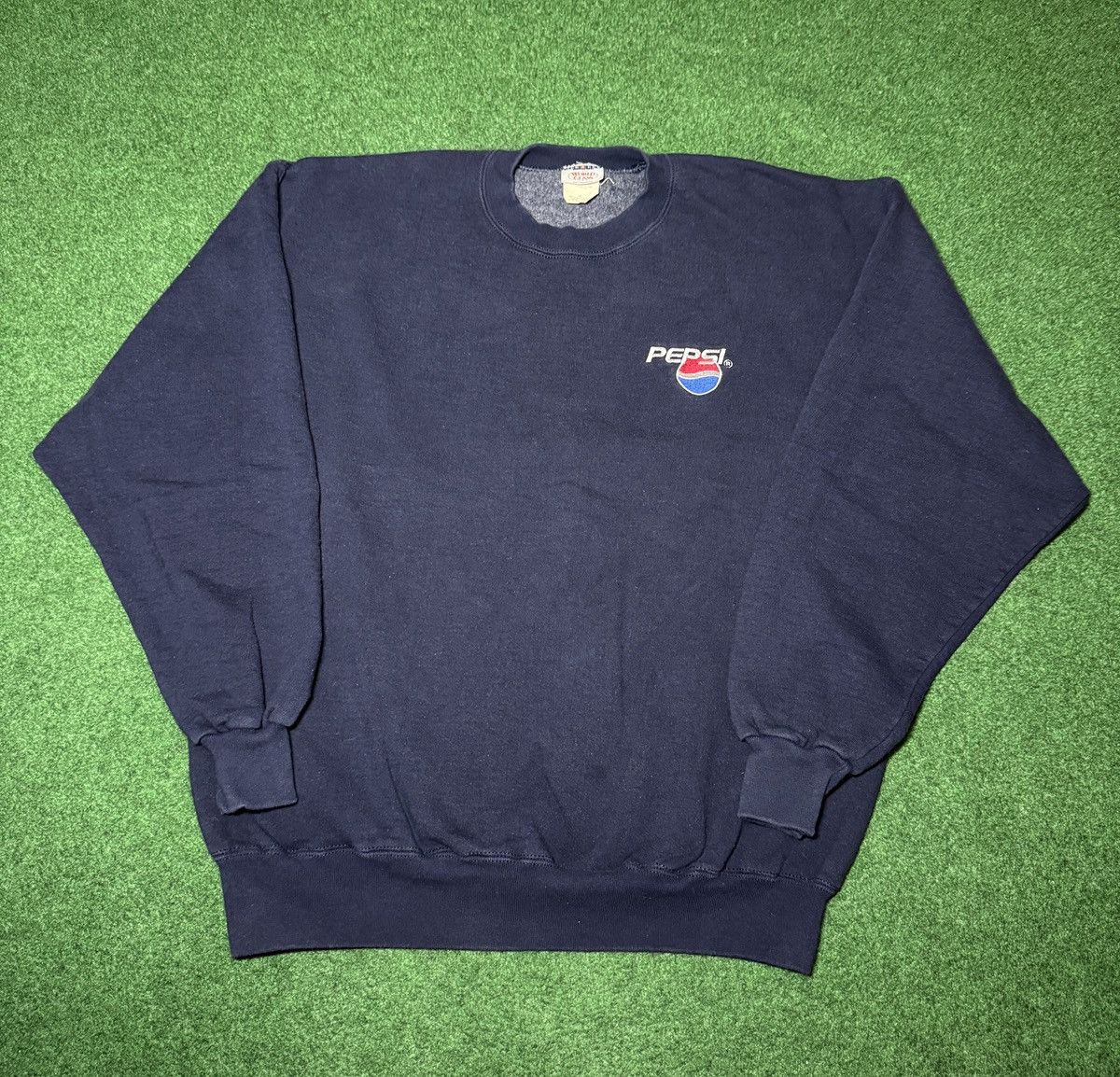 Vintage Vintage 90s Pepsi Cola Logo Minimalist Thick XL Sweatshirt Size US XL / EU 56 / 4 - 1 Thumbnail