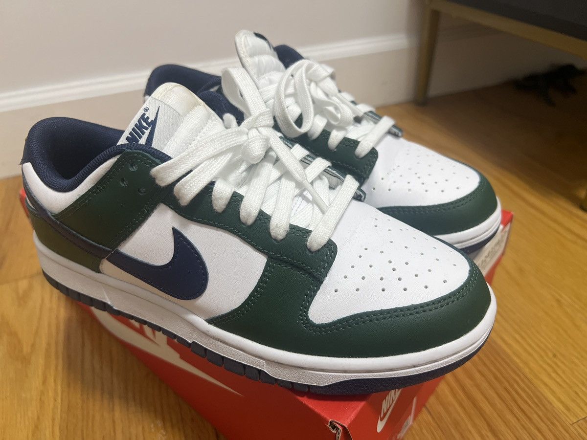 Nike DUNK LOW 'GORGE GREEN' Size US 6.5 / EU 39-40 - 4 Thumbnail