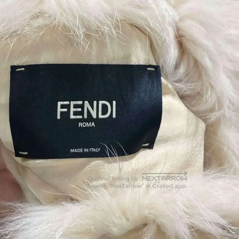 Fendi Fendi Cream Faux Fur Women's Jacket . Size XXS / US 00 / IT 34 - 3 Thumbnail