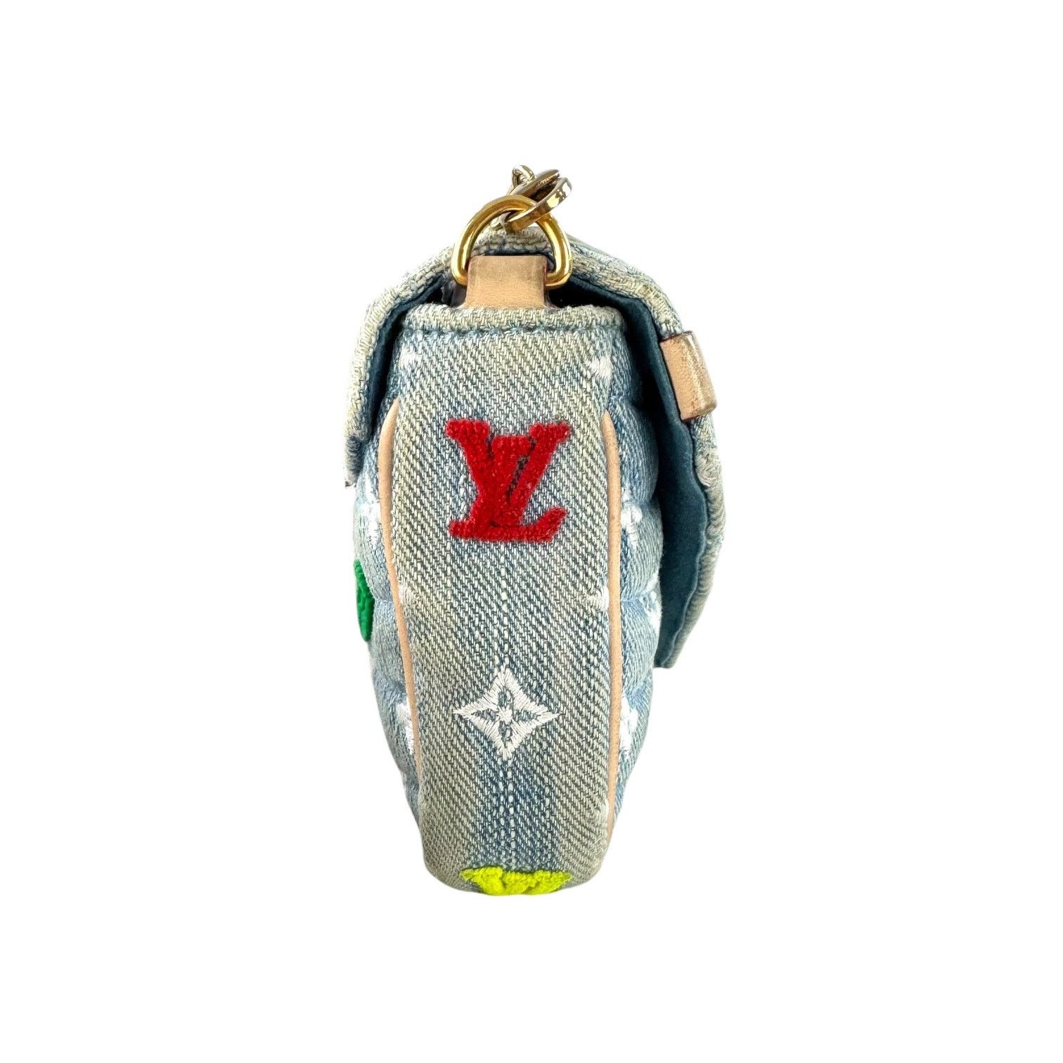 Louis Vuitton Louis Vuitton Monogram Denim New Wave Chain Pochette Size ONE SIZE - 4 Thumbnail