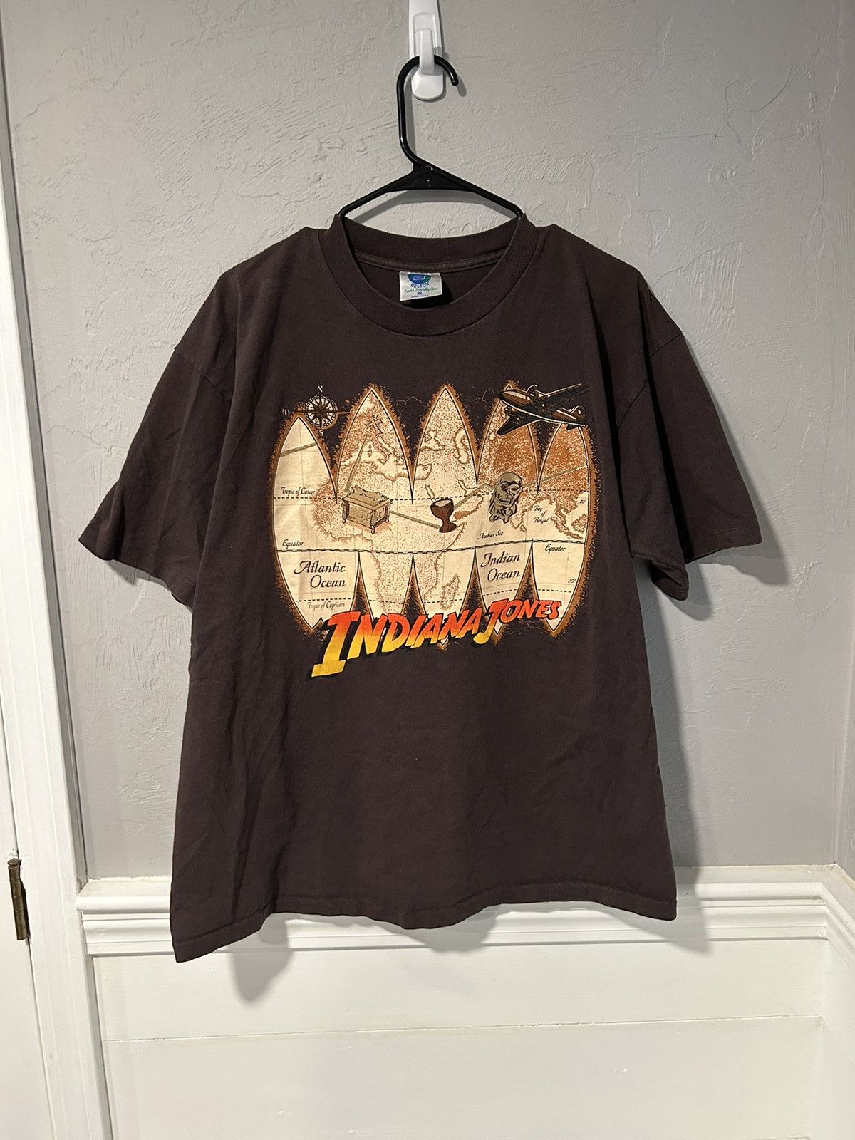 Vintage Indiana Jones Single Stitch Map 90s AOP Brown Shirt Size US XL / EU 56 / 4 - 2 Thumbnail