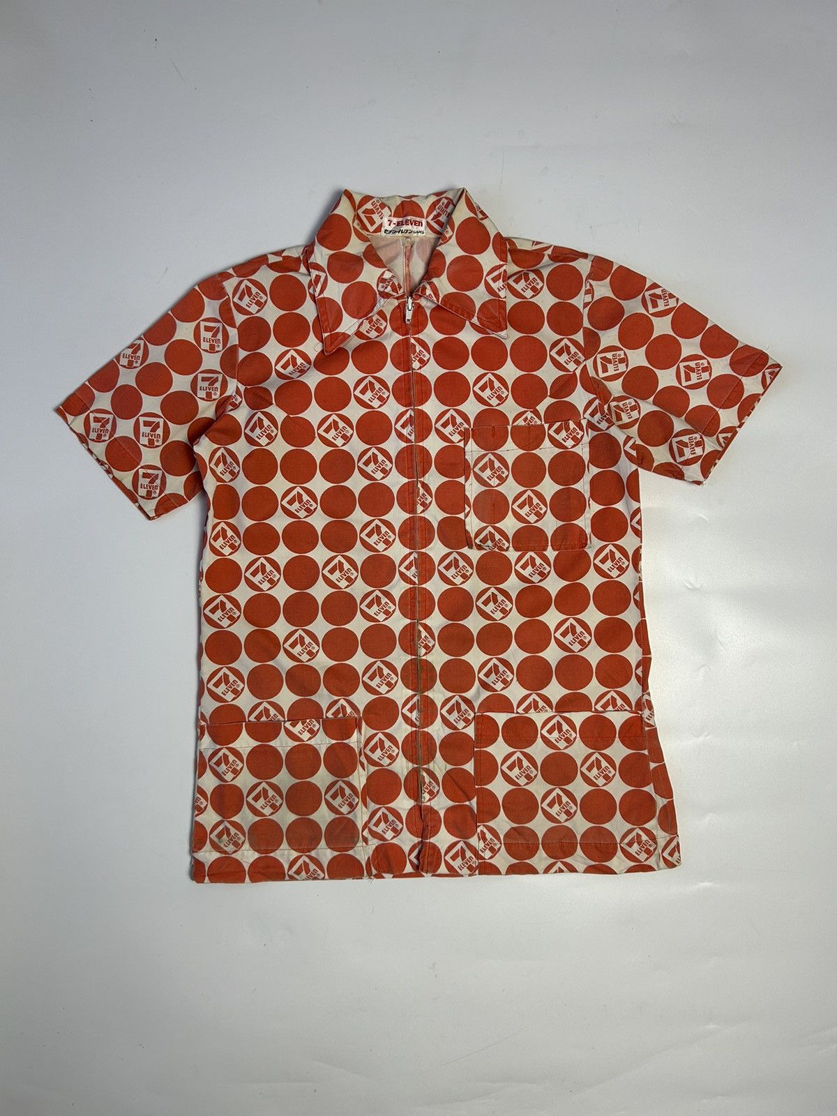 Japanese Brand × Vintage SEVEN ELEVEN ZIPPER SHORT SLEEVE SHIRT Size US S / EU 44-46 / 1 - 1 Thumbnail