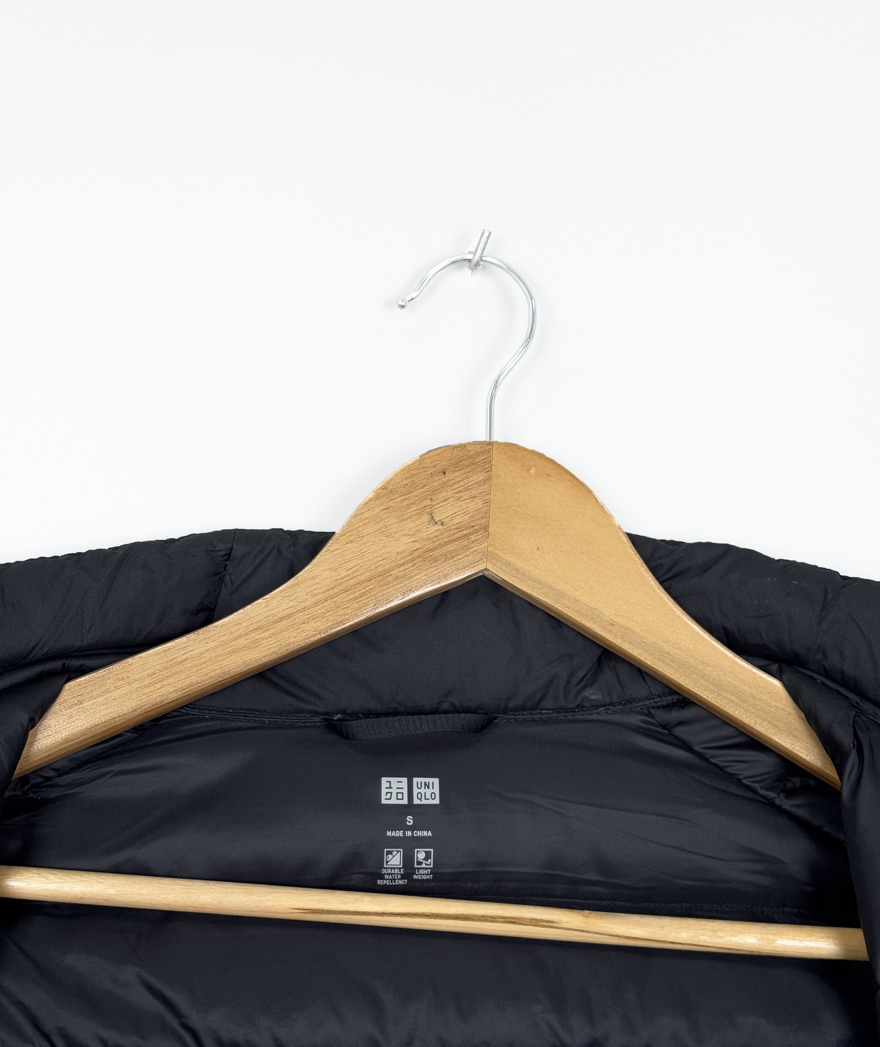 Uniqlo UNIQLO Nylon Ultra Light Puffer Down Black Jacket Size US S / EU 44-46 / 1 - 5 Thumbnail