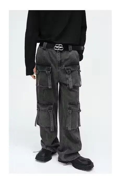 Vintage Streetwear Hip Hop Multi Pockets Baggy Jeans Size US 33 - 1 Thumbnail