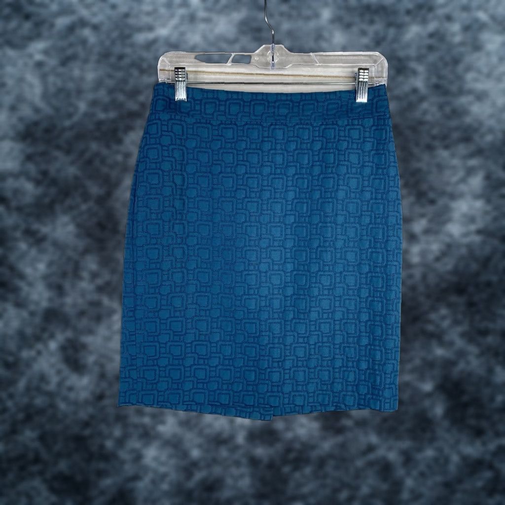 Ann Taylor Ann Taylor Loft Skirt Womens 2 Petite Blue Printed Mini Straight Pencil Lined Skirt - 2P Petites Blue Geometric Zipper Lined Casual Classic Short Size 26" / US 2 / IT 38 - 1 Thumbnail
