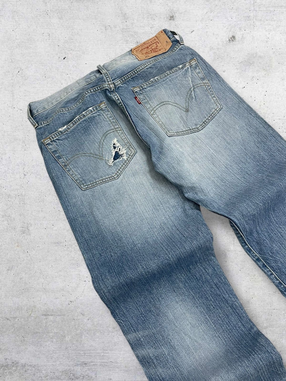 Levi's Vintage Clothing VINTAGE 501 LEVIS USA DESIGNER 90S CLASSIC RIPPED OG DENIM Size US 30 / EU 46 - 17 Thumbnail