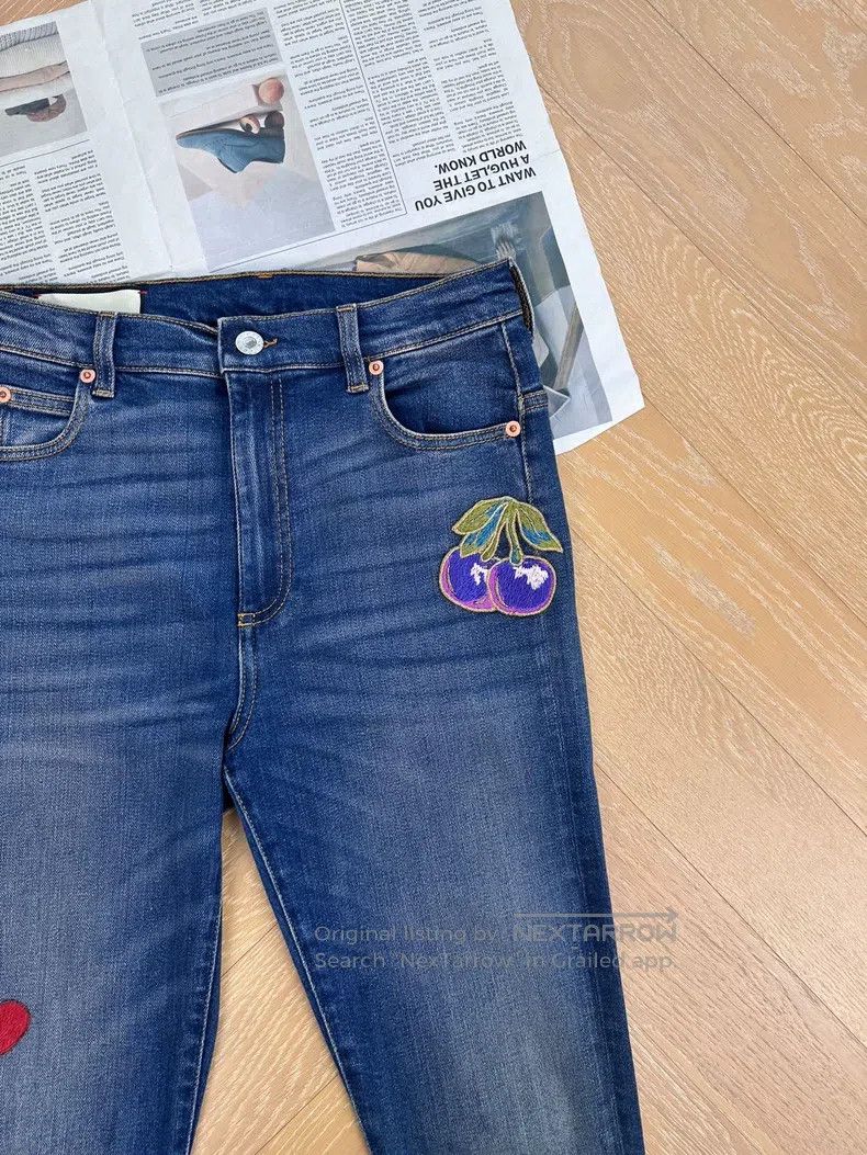 Gucci Gucci Embroidered cherry tiger pattern denim trousers Size 27" / US 4 / IT 40 - 5 Thumbnail