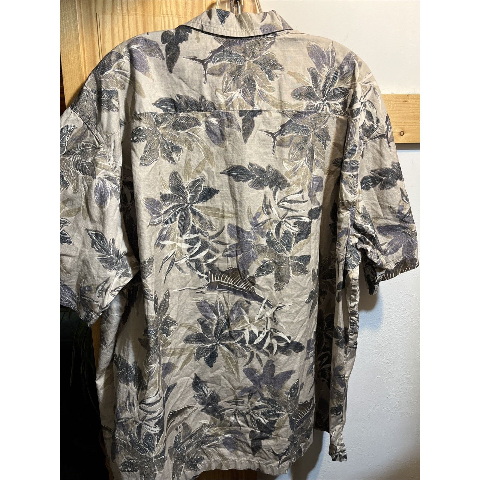 Columbia Columbia Men's Short Sleeve Casual Shirt Size XXL Gray Fish Size US XXL / EU 58 / 5 - 7 Thumbnail